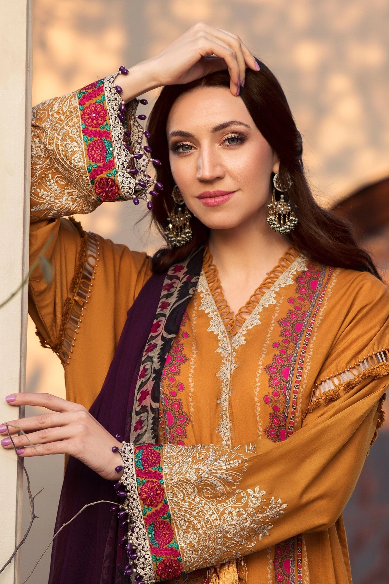 MARIA.B MPrints Secret Garden Spring/Summer Lawn Collection 2022 – MPT-1312-B - Image 3