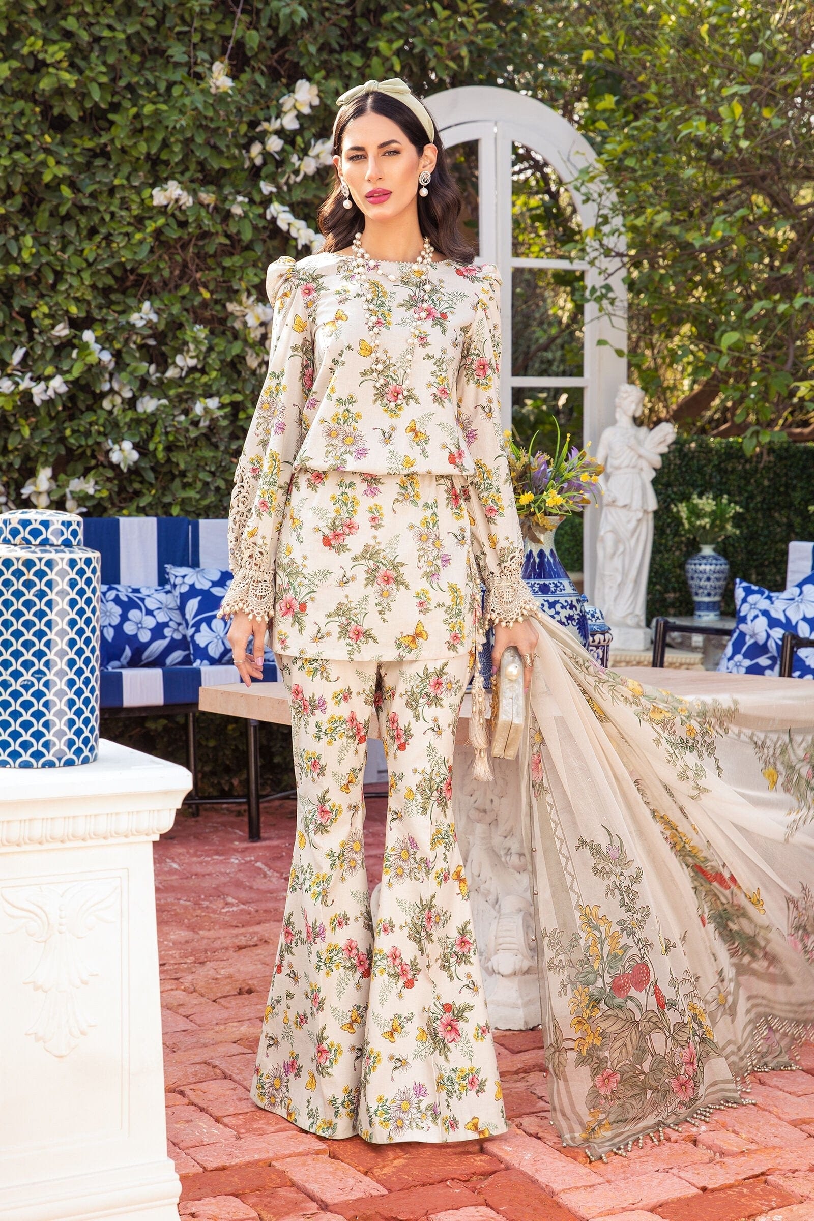 MARIA.B MPrints Secret Garden Spring/Summer Lawn Collection 2022 – MPT-1313-A - Image 2