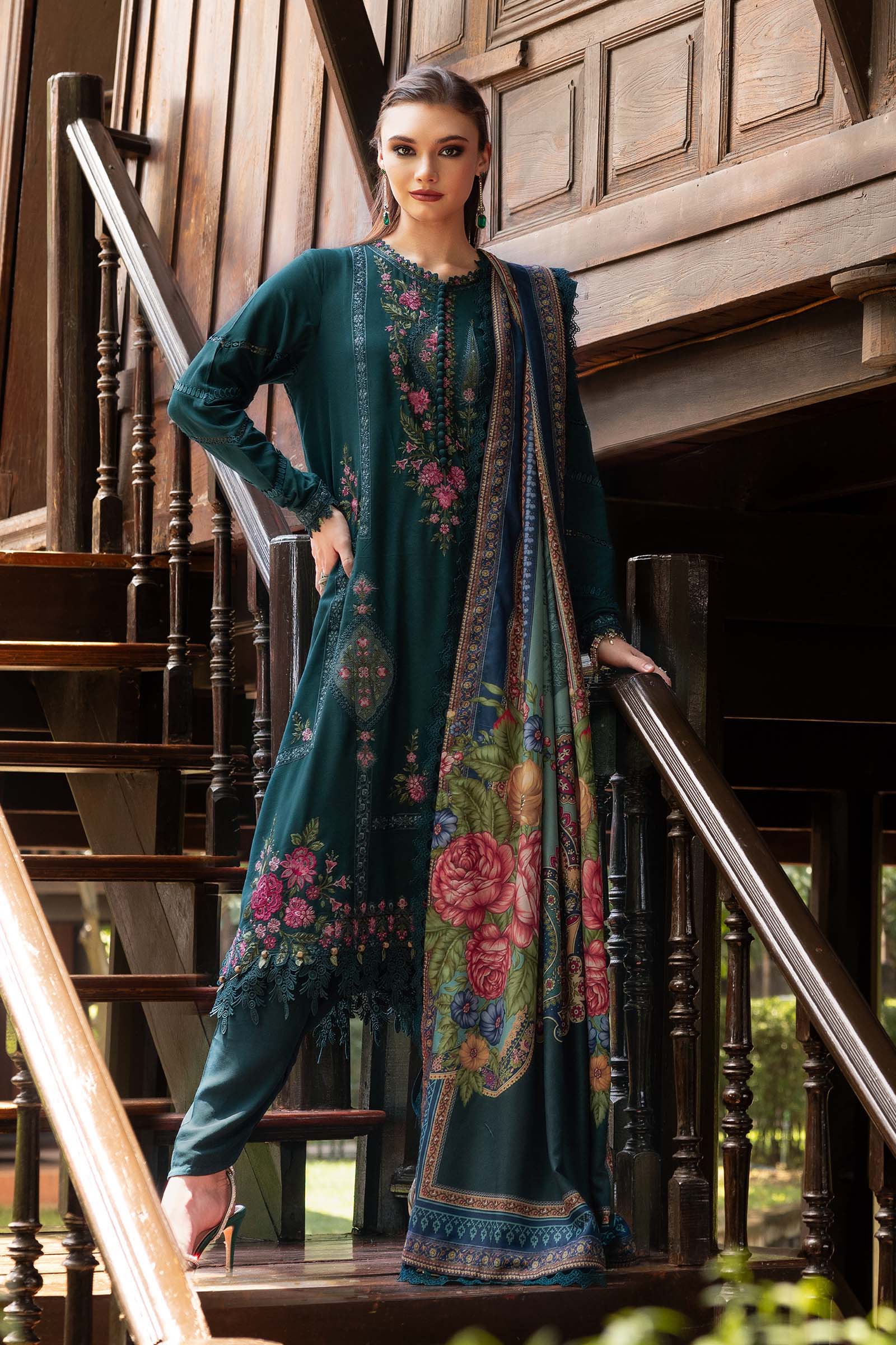 MARIA.B MPrints Winter – Embroidered Twill Linen Suit MPT-2807-B - Image 3