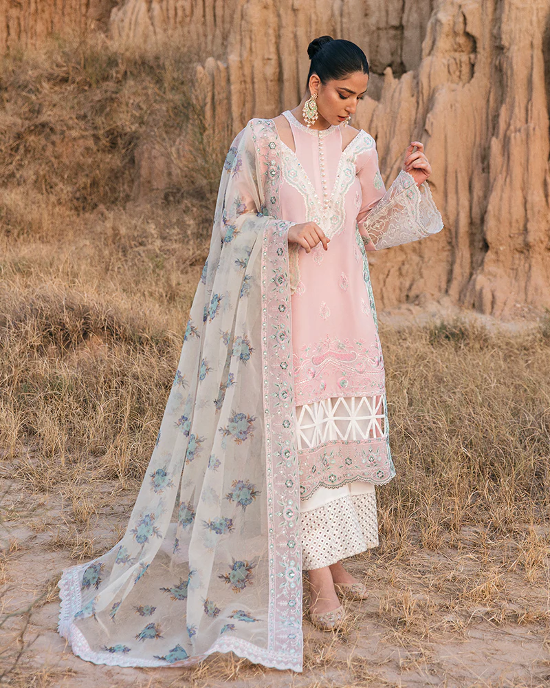 Maria Osama Khan · Pariwash Lawn Collection 2022 – Noori (US-011) - Image 5