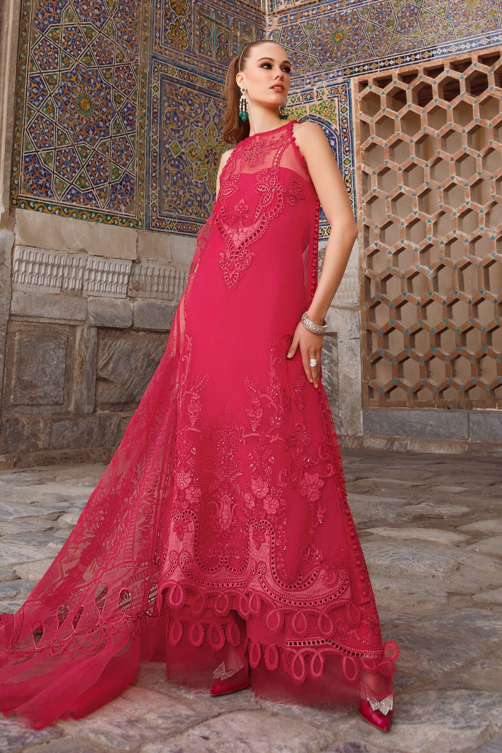 MARIA.B Luxury Lawn Collection 2023 – D-2303-A - Image 5
