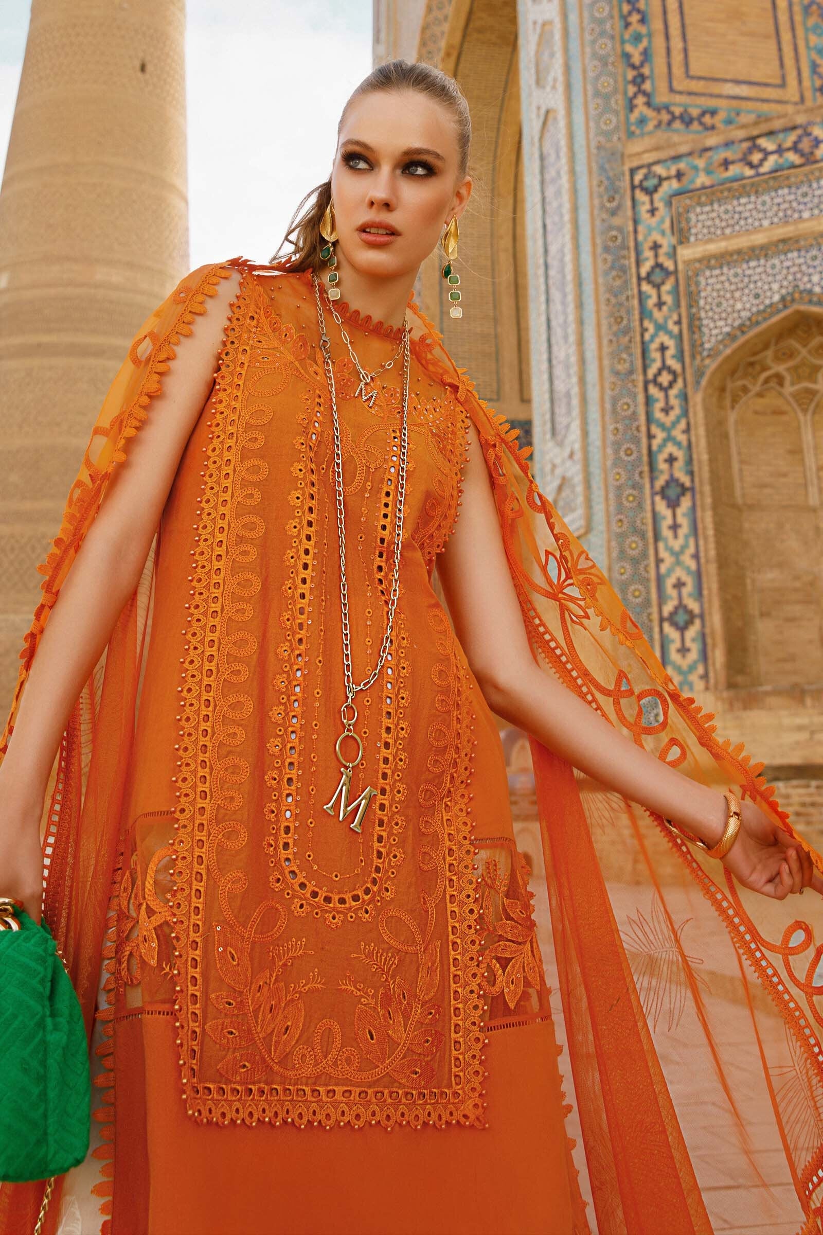MARIA.B Luxury Lawn Collection 2023 – D-2310-A - Image 4