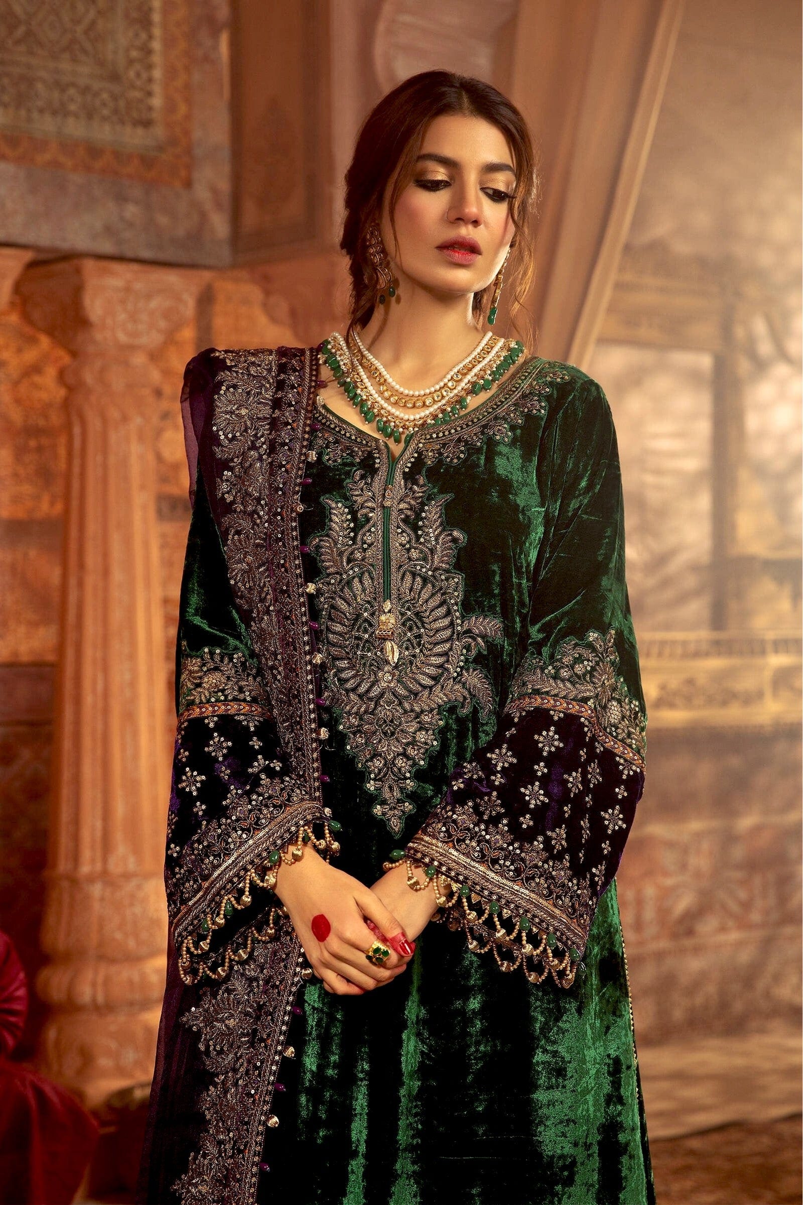 MARIA.B Luxury Velvet Collection – VEL-20-108-Emerald Green - Image 2