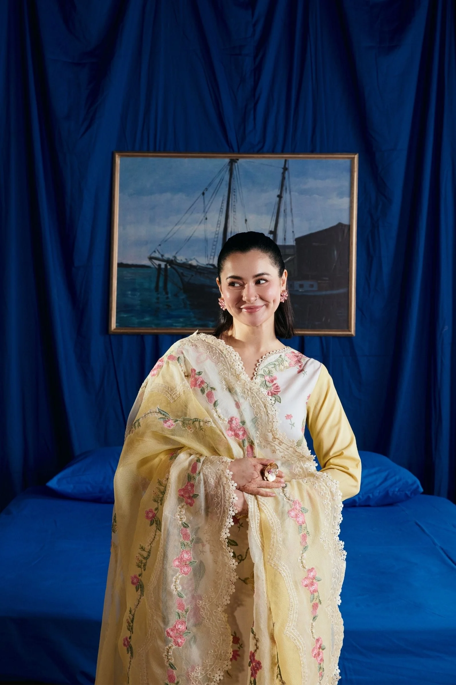 Maryam Hussain Eid Luxury Lawn – Titli - Image 3
