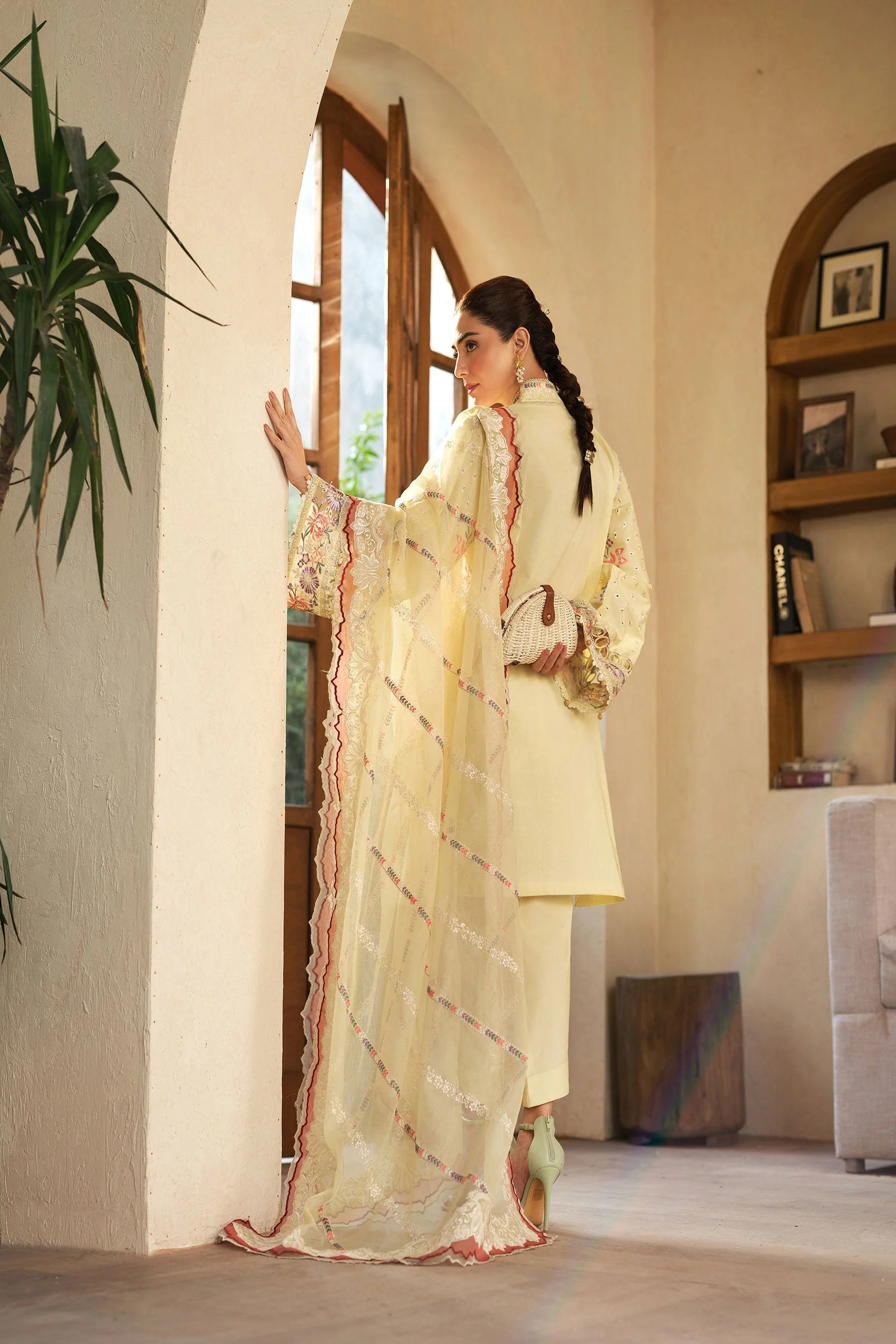 Maryam Hussain Luxury Lawn – Lemon Garden - Image 2