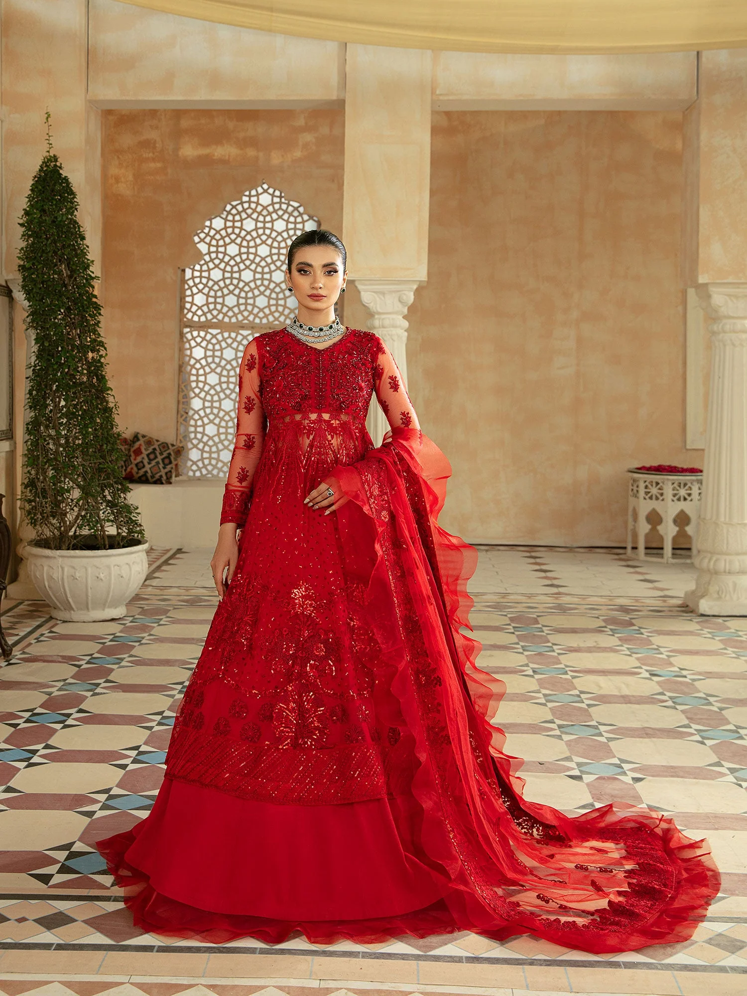 Maryam Hussain Marwa Luxury Festive Formals 2022 – GULAAB - Image 3