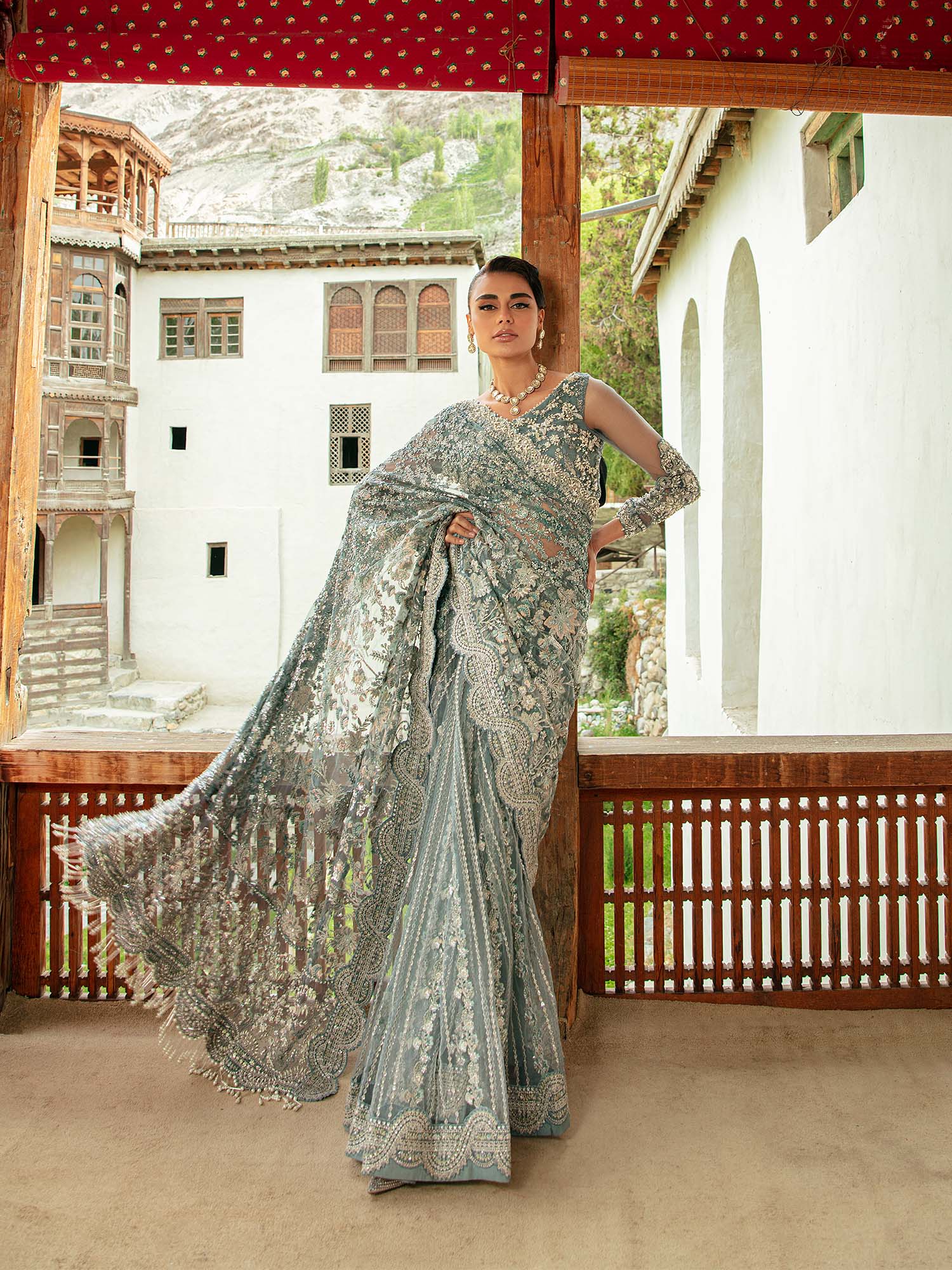 Maryam Hussain Marwa Luxury Formals 2023 – RESHAM - Image 2