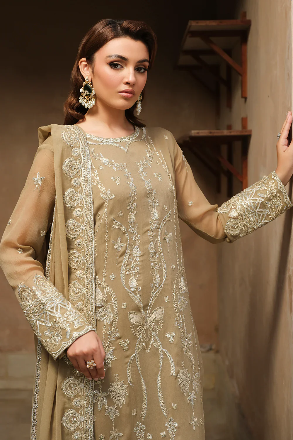 Maryum N Maria - Freesia Emira Luxury Formals – FW-40031 - Farrin - Image 3