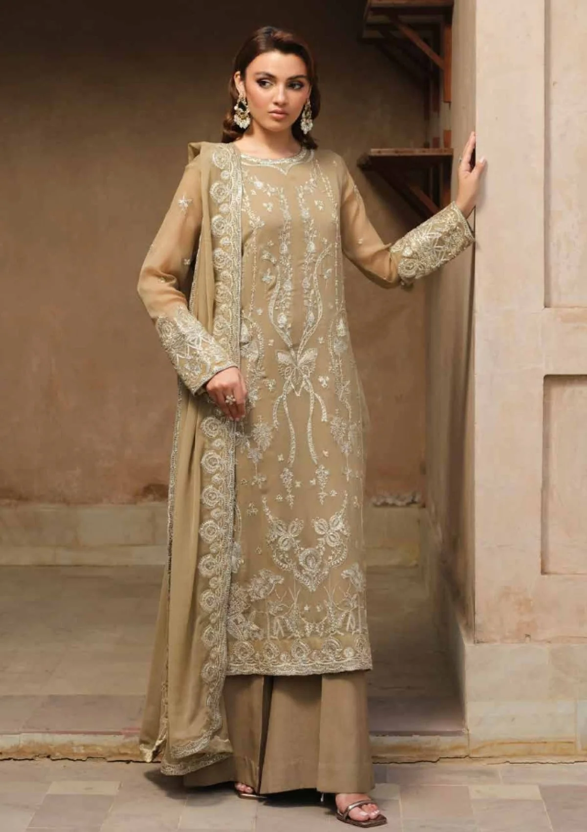 Maryum N Maria - Freesia Emira Luxury Formals – FW-40031 - Farrin - Image 7