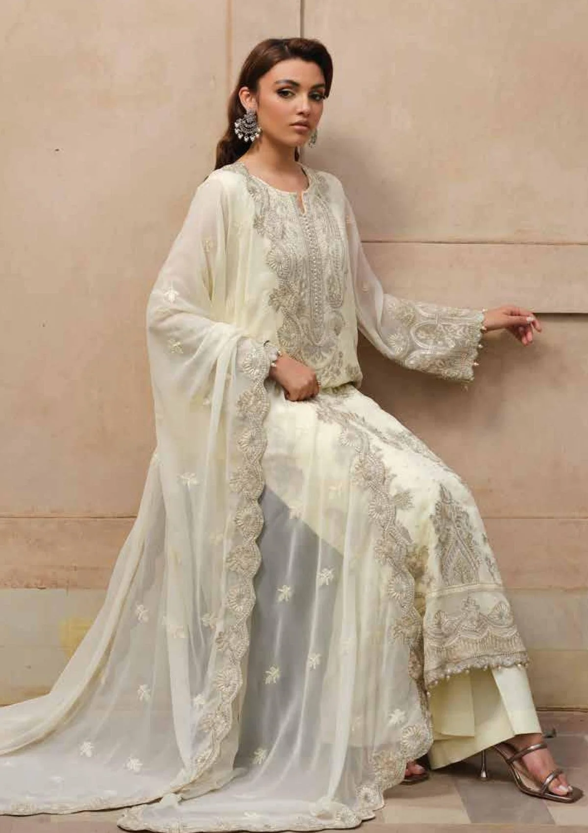 Maryum N Maria - Freesia Emira Luxury Formals – FW-40032 - Azin - Image 7