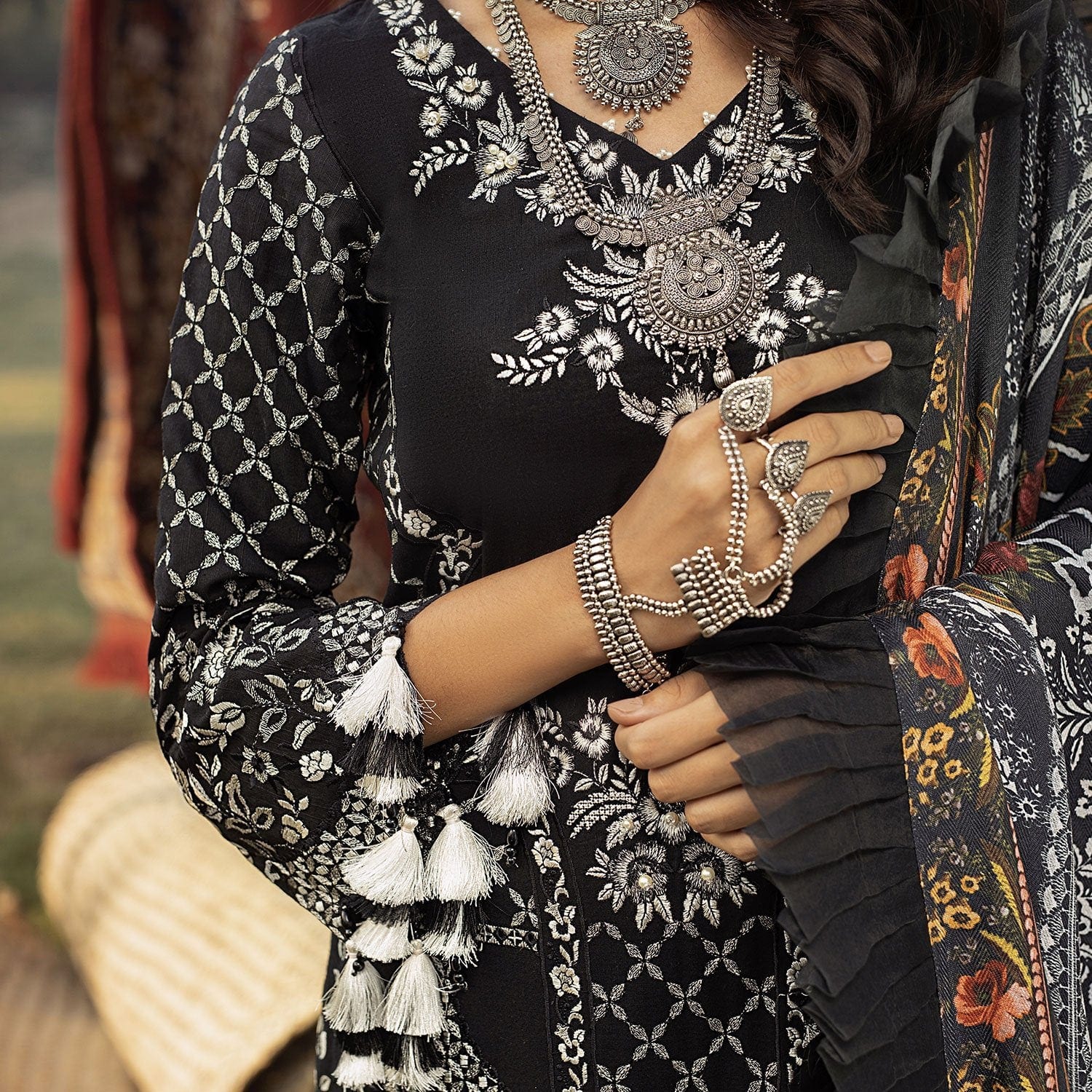Maya by Nureh Embroidered Khaddar Winter Collection (with Shawl) – MAHBANO NW 08 - Image 6