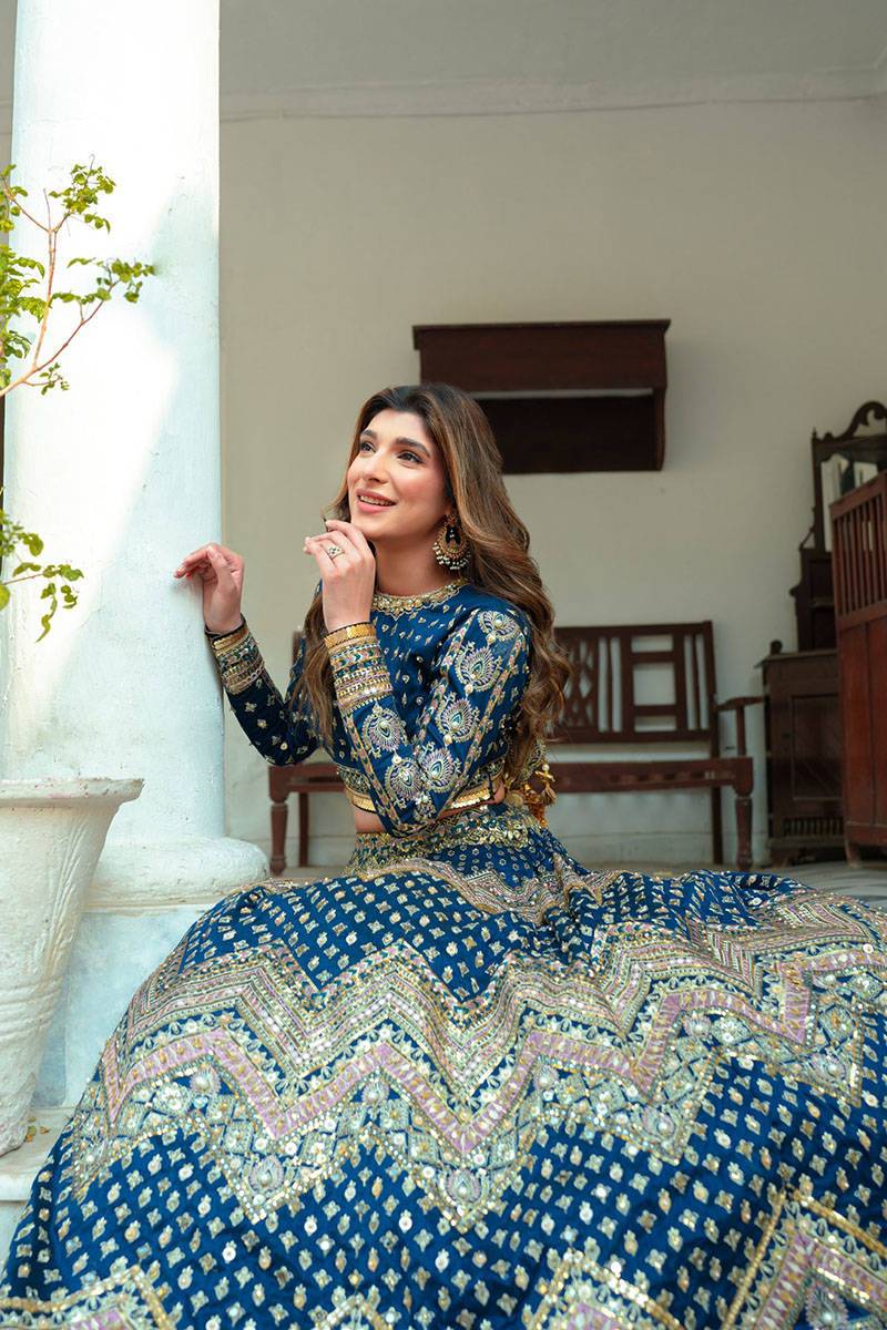 Mohsin Naveed Ranjha Zarlish Wedding Formals - ZAINAB REZA IN SHAHTAJ - Image 5