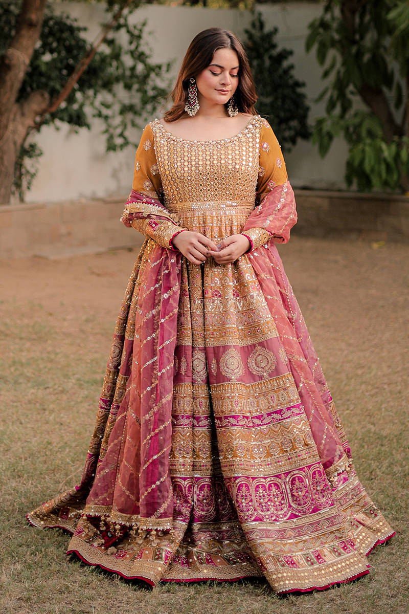 Mohsin Naveed Ranjha X Minal Khan Zarlish Luxury Wedding Formals – Meher - Image 9