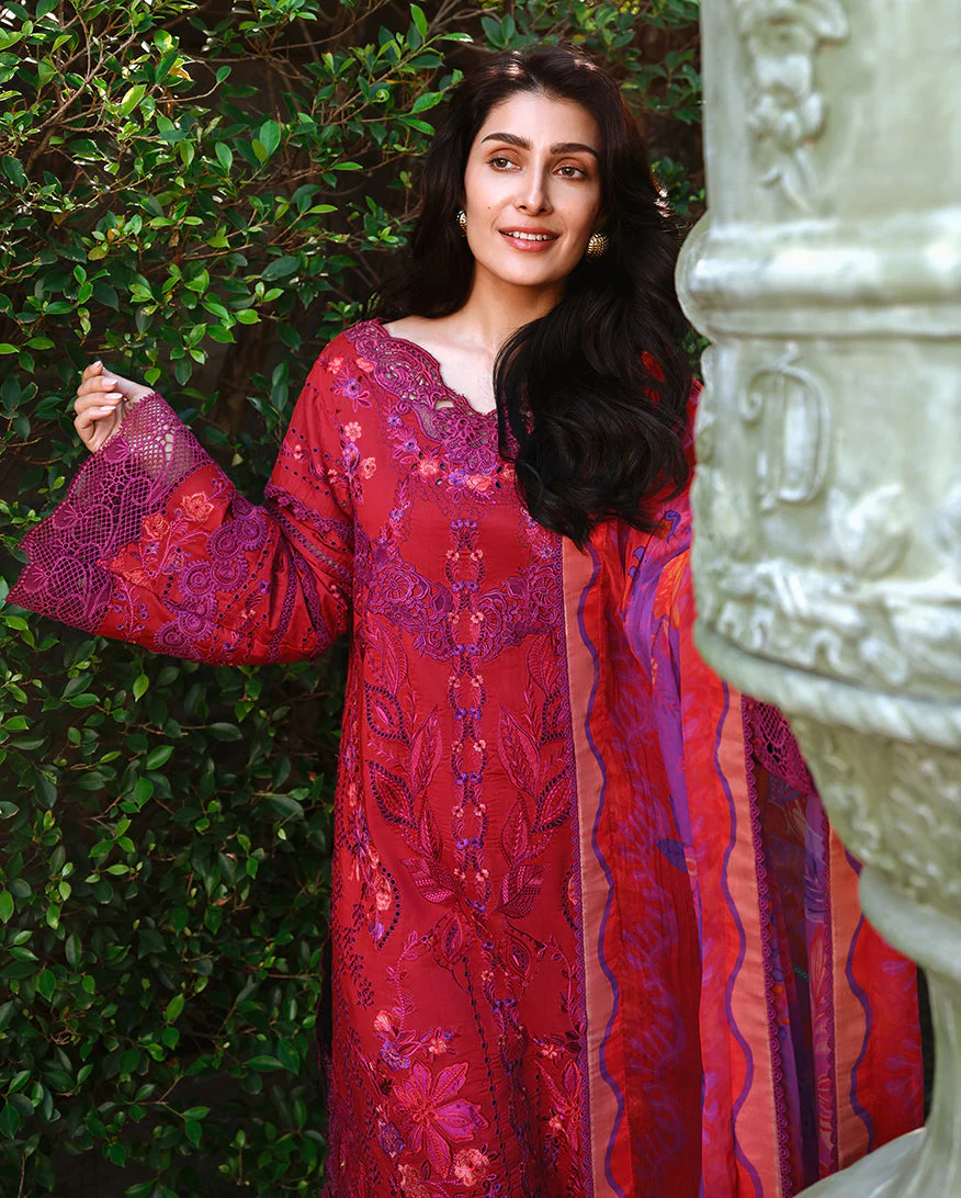 Mushq Amoi Luxury Lawn – Falling Petals - Image 3