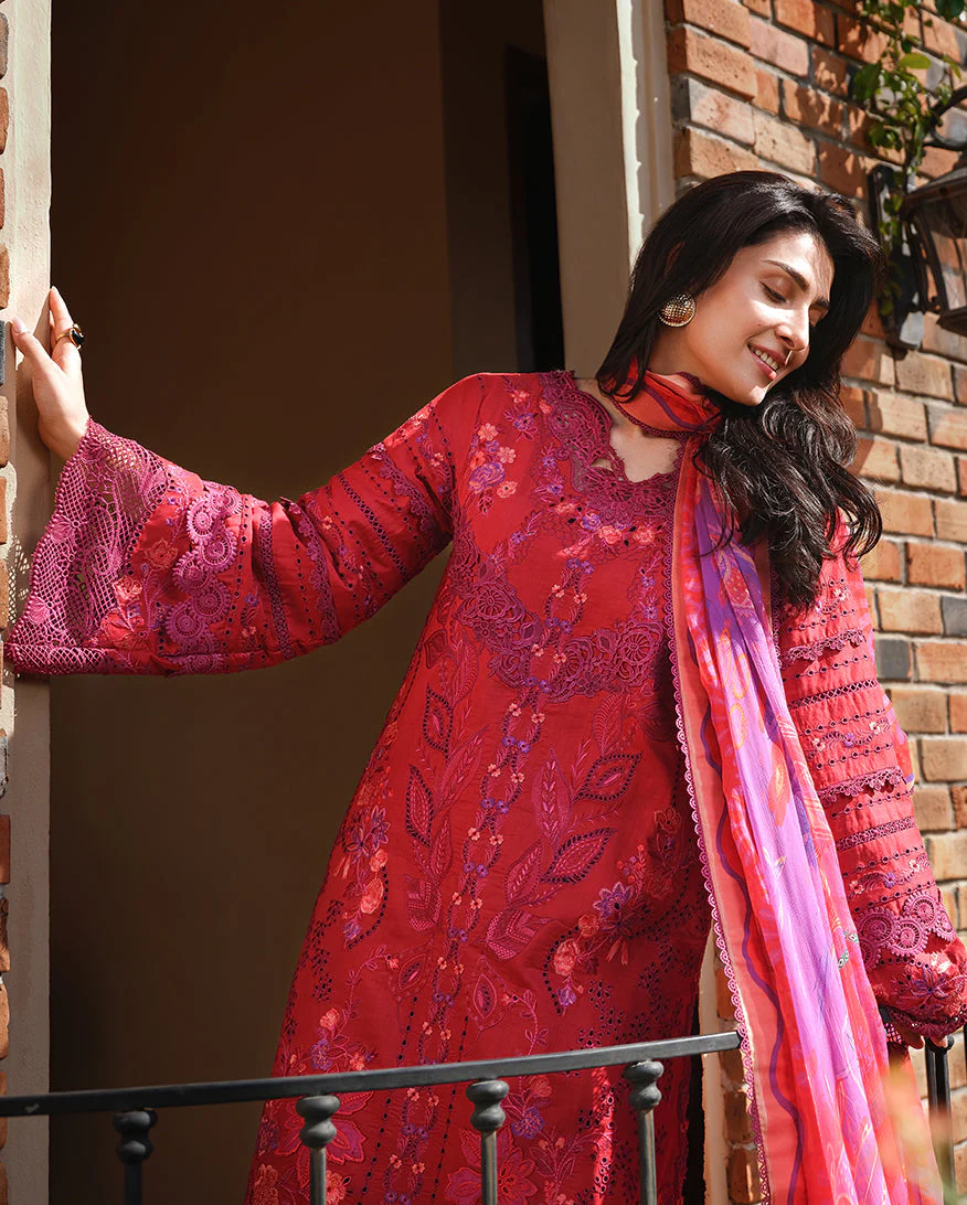 Mushq Amoi Luxury Lawn – Falling Petals - Image 6