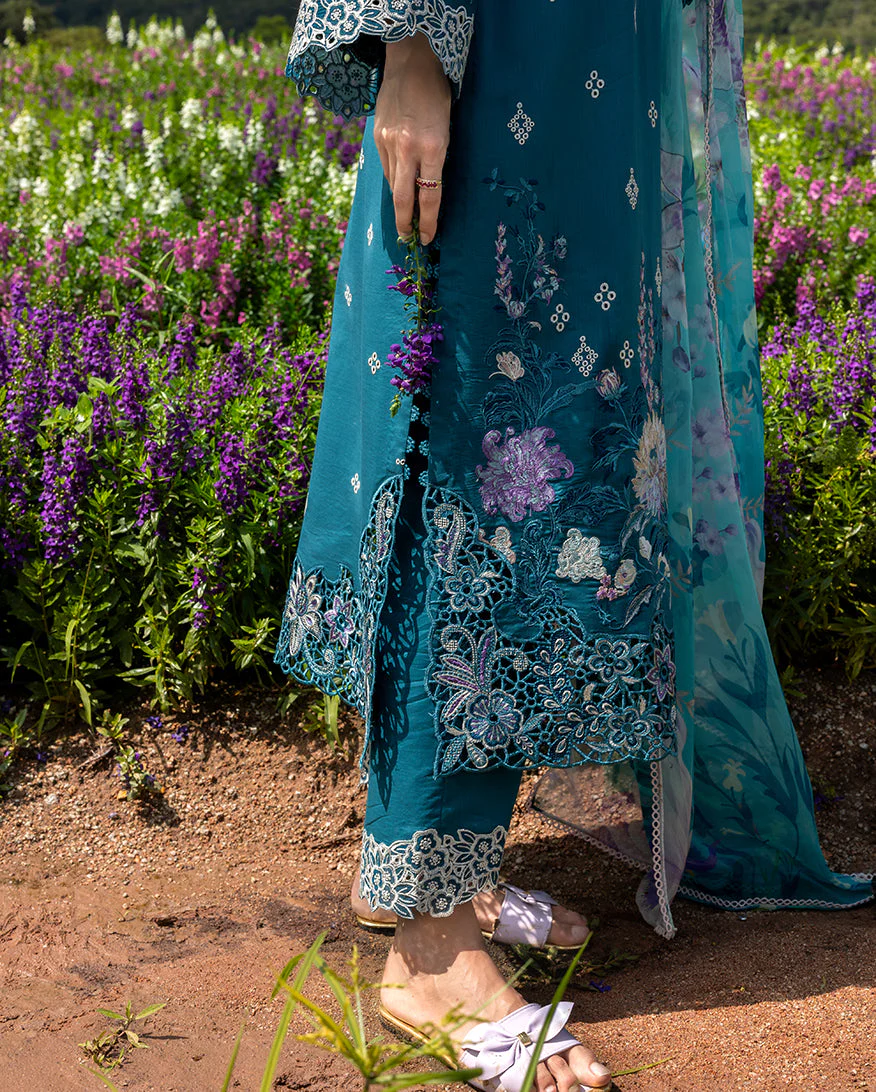 Mushq Hemline Lawn · The Secret Garden – Emerald Fern - Image 5