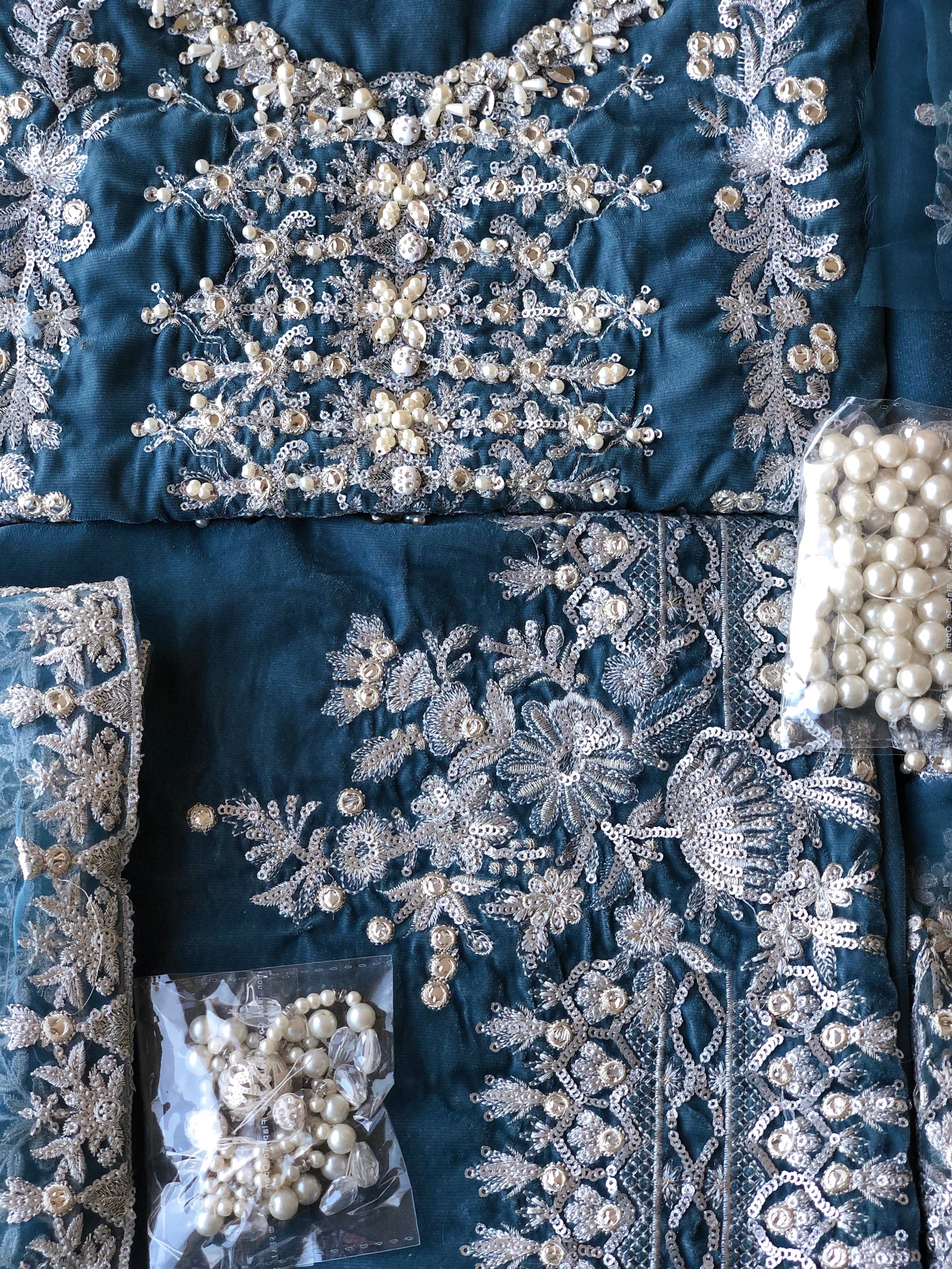 Mushq Tehzeeb Luxury Velvet Collection – Naryman - Image 4