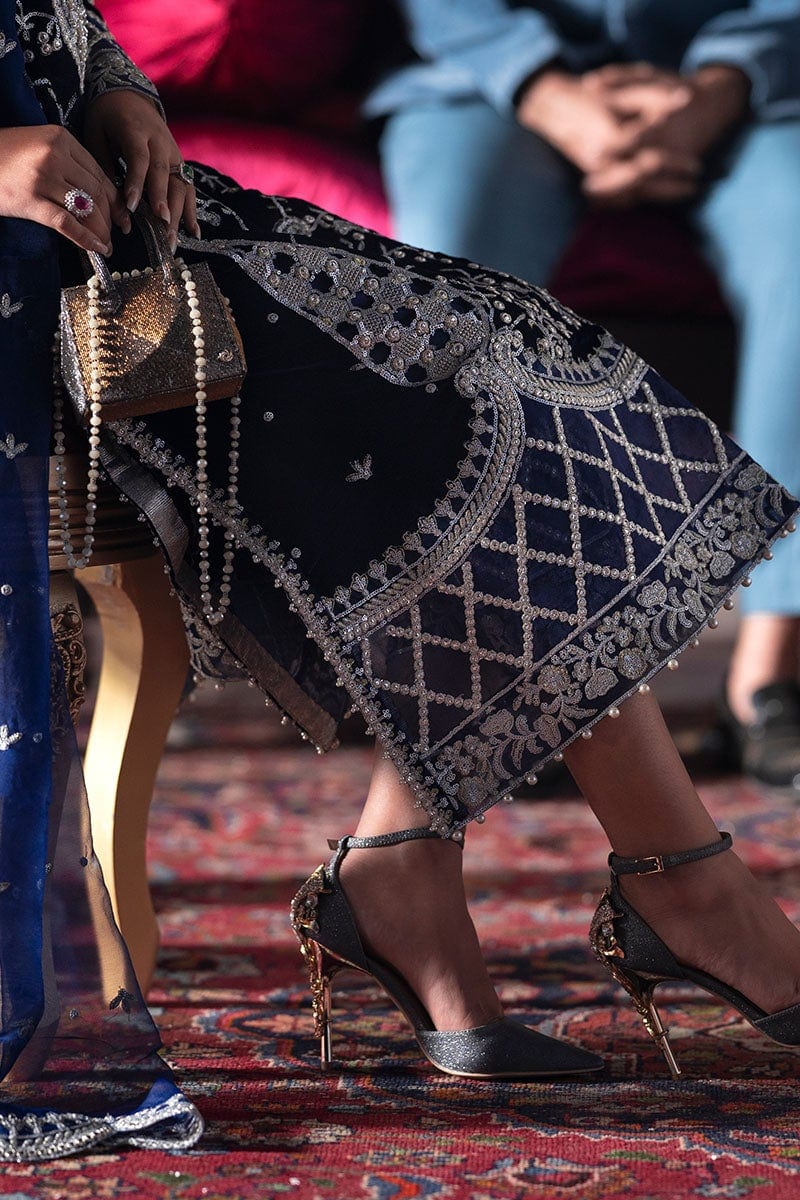 Mushq Tehzeeb Luxury Velvet Collection – Wanya - Image 5