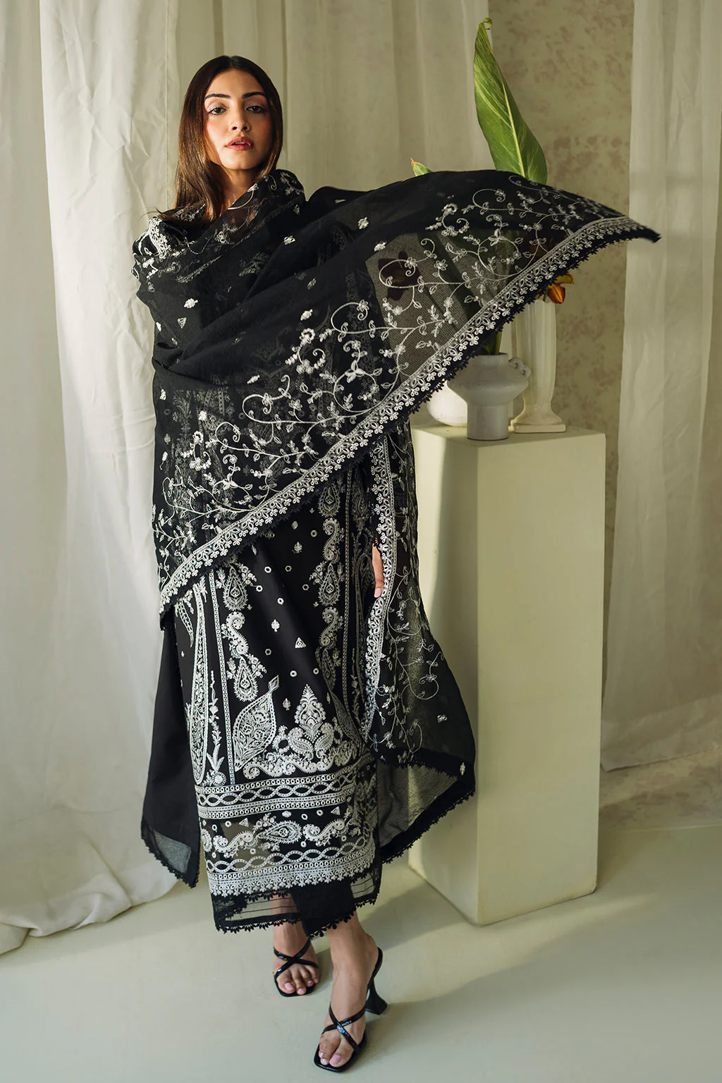 Neeshay Monochrome Lawn Series – Elysian - Image 7