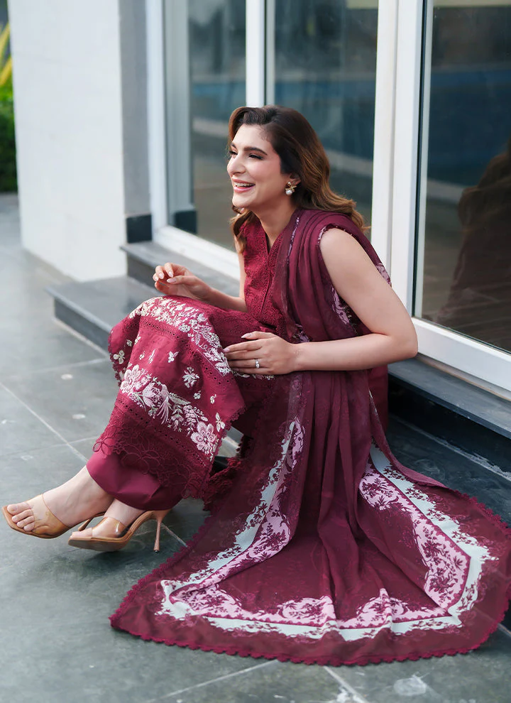 Neeshay Symphony Luxury Lawn  – VIELLA - Image 3