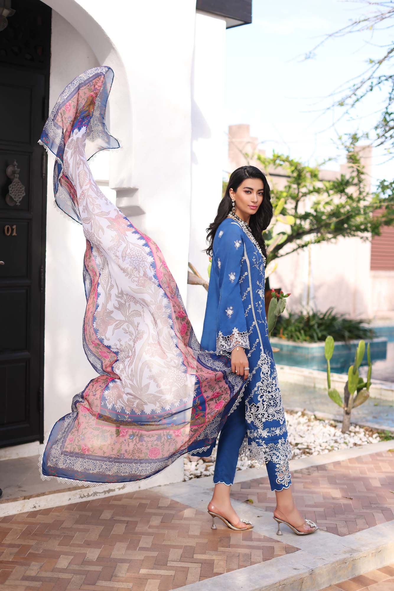 Noor by Saadia Asad Luxury Chikankari Lawn Collection 2023 – NLCL23-D10-B - Image 4