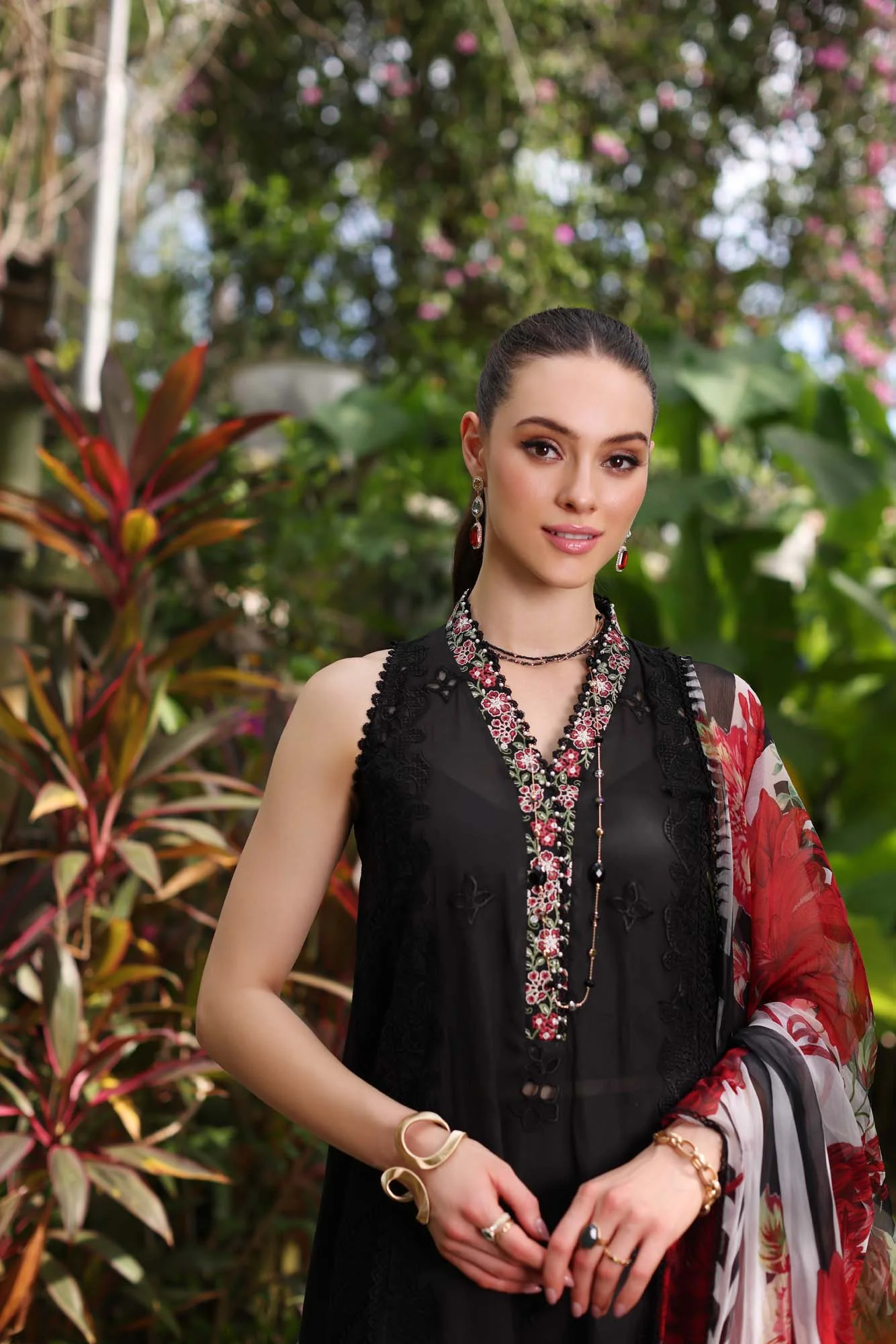 Noor by Saadia Asad Luxury Chikankari Lawn Collection – D6-A Black Laser and schifli - Image 4