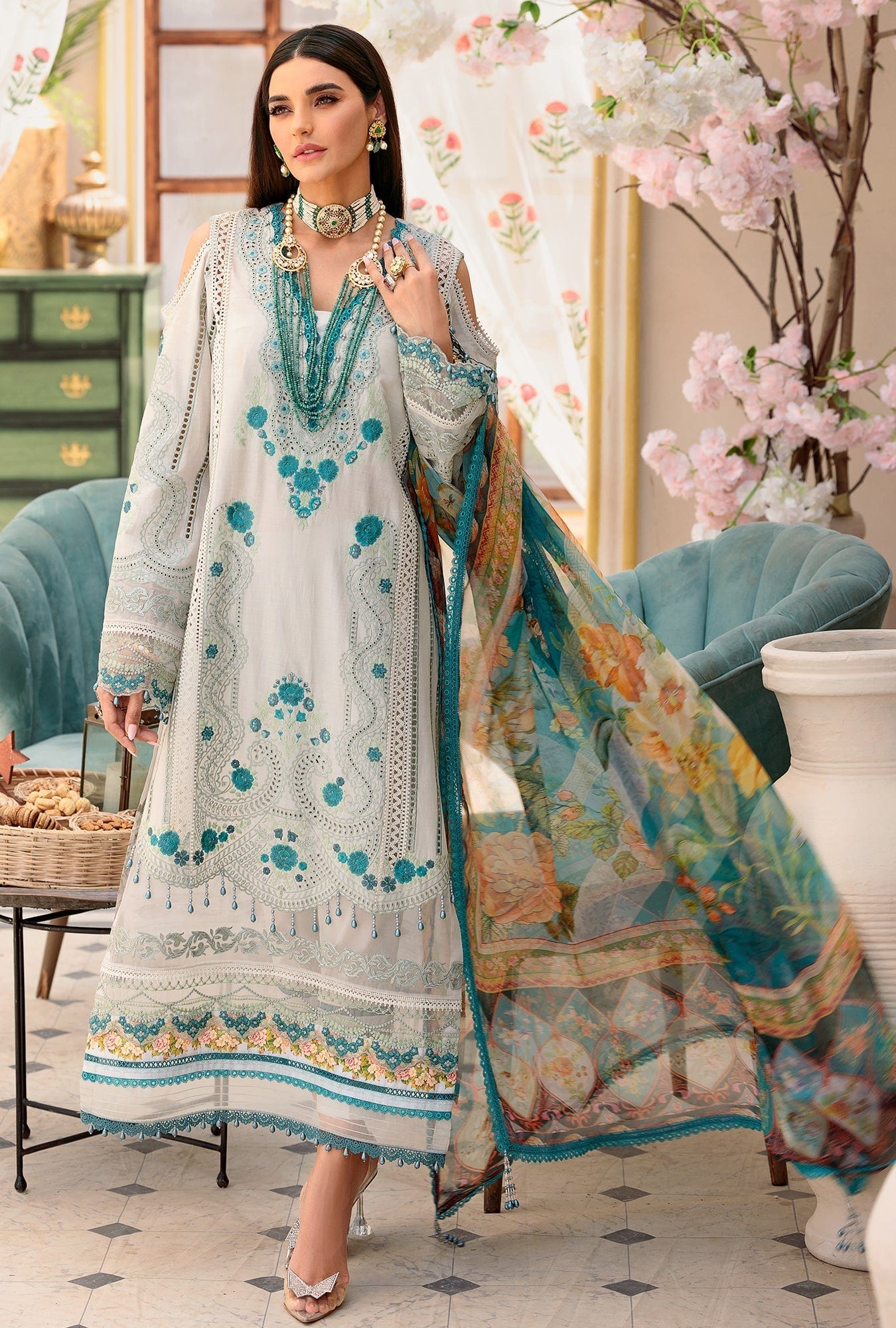 Noor by Saadia Asad Luxury Eid Chikankari Lawn Collection – D2-B-MEHR - Image 2