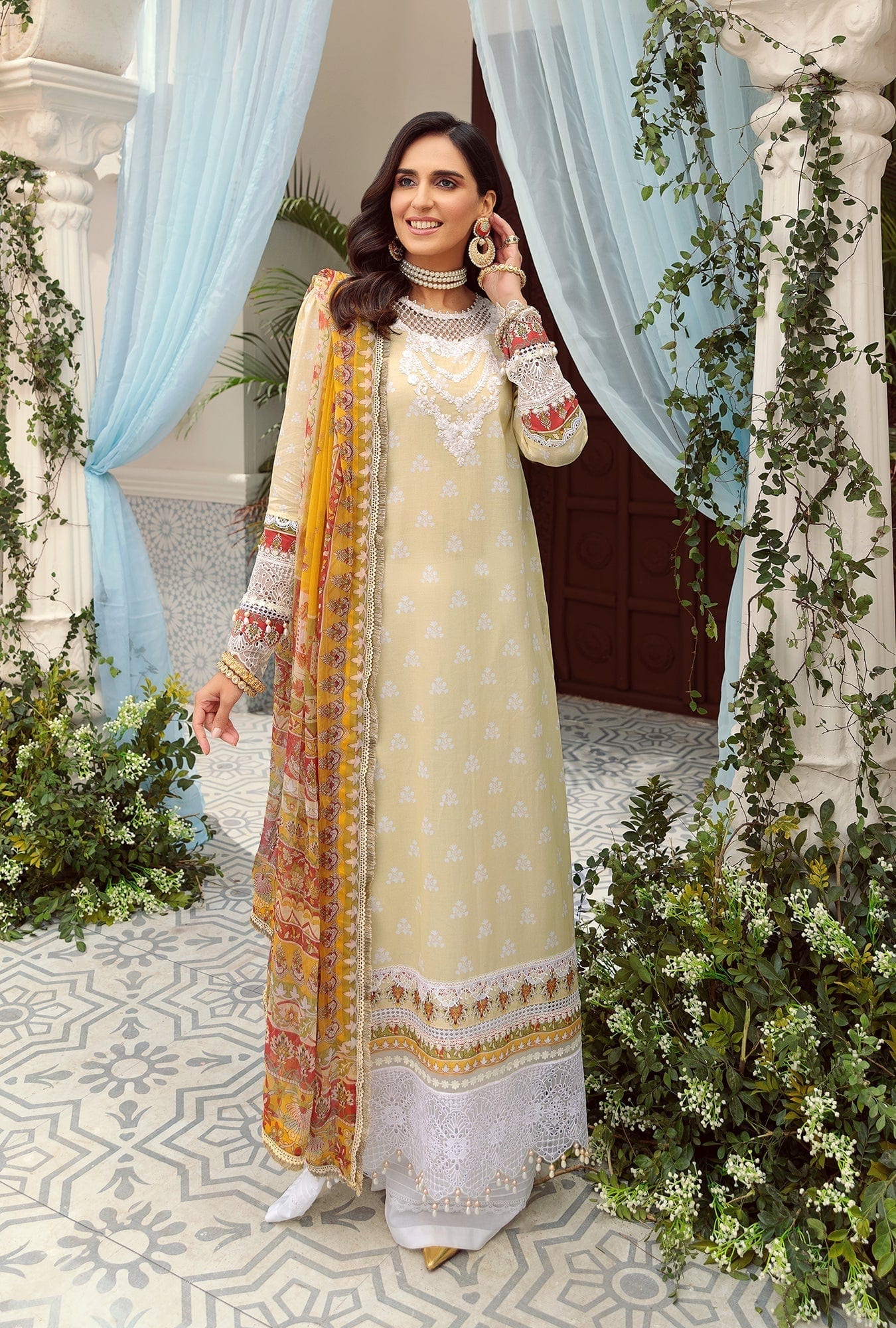 Noor Prints by Saadia Asad Lawn Collection 2022 – D7-B - Image 3