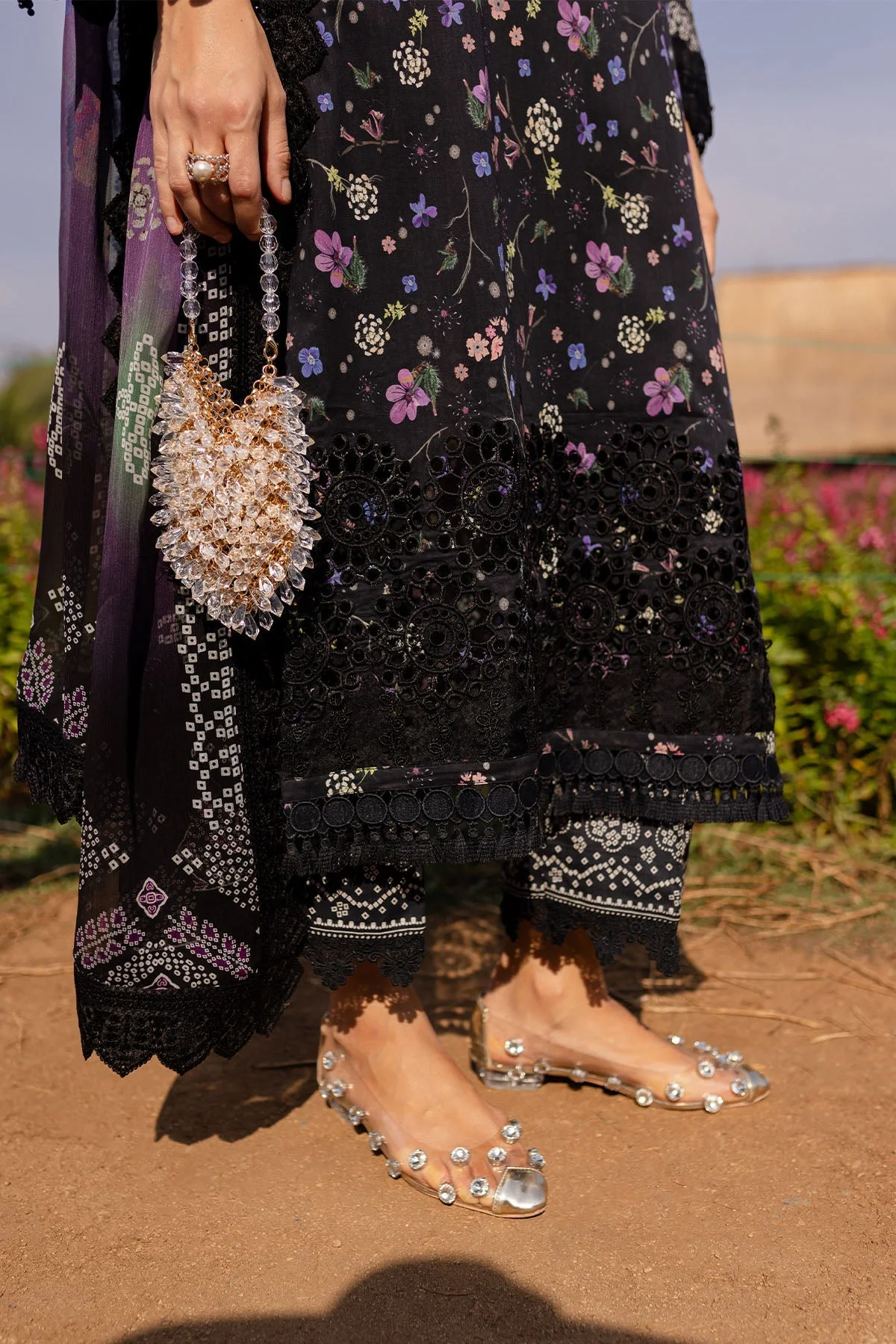Nureh Bloom Lawn – BL-04 - Image 6