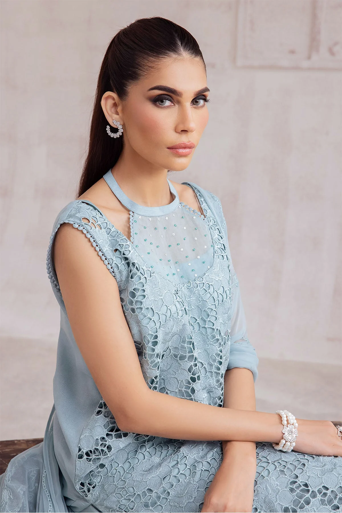 Nureh Embroidered Karandi Collection – NE-44 - Image 4