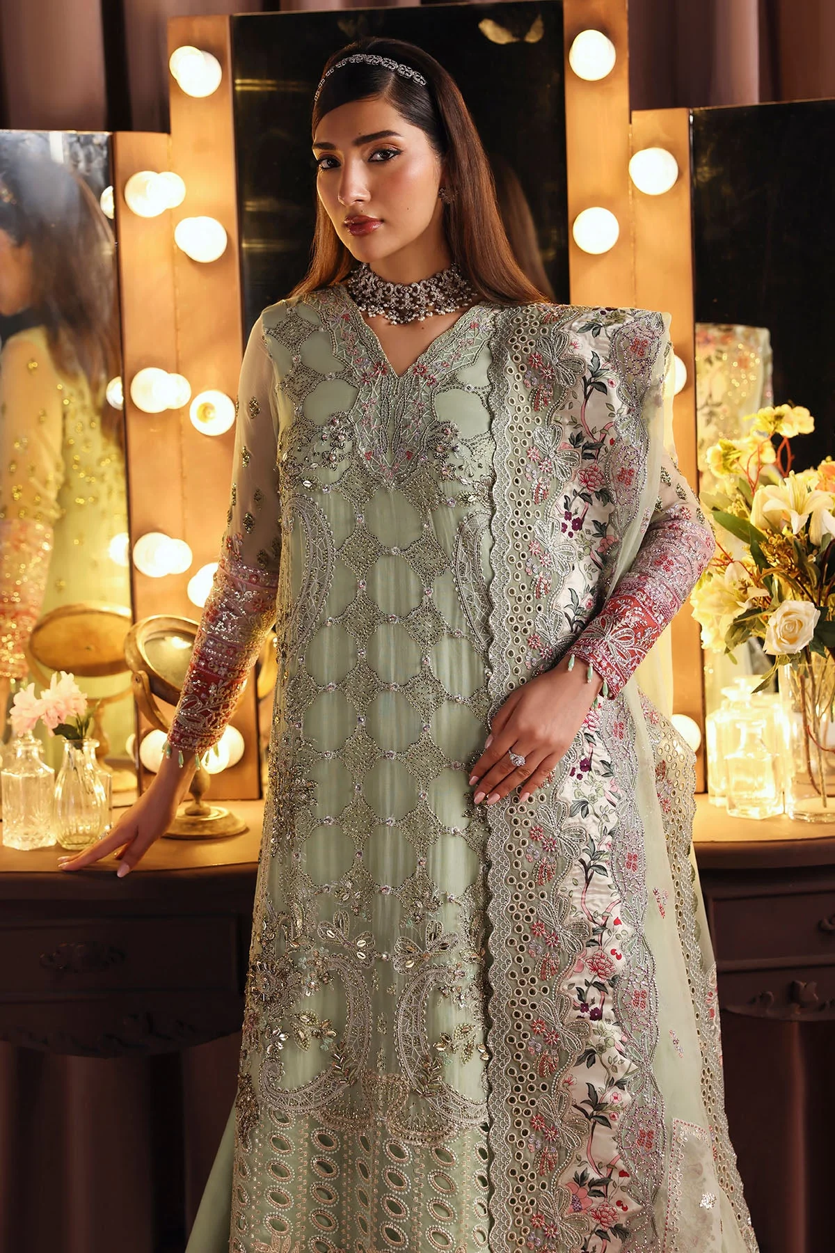 Nureh Jhoomro Luxury Formals – NL-86 Insia - Image 5