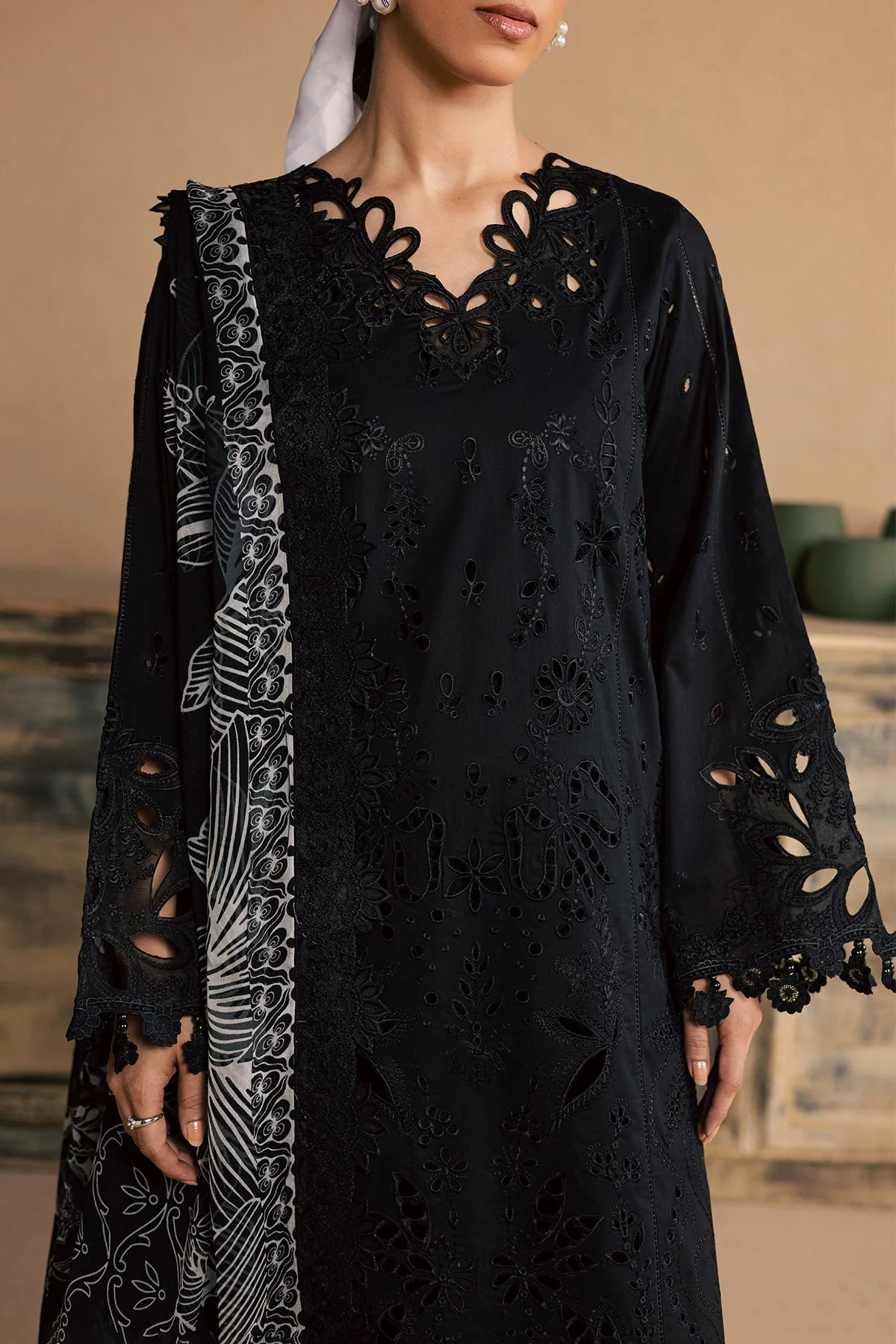 Nureh Koyal Lawn – NE-266 - Image 3