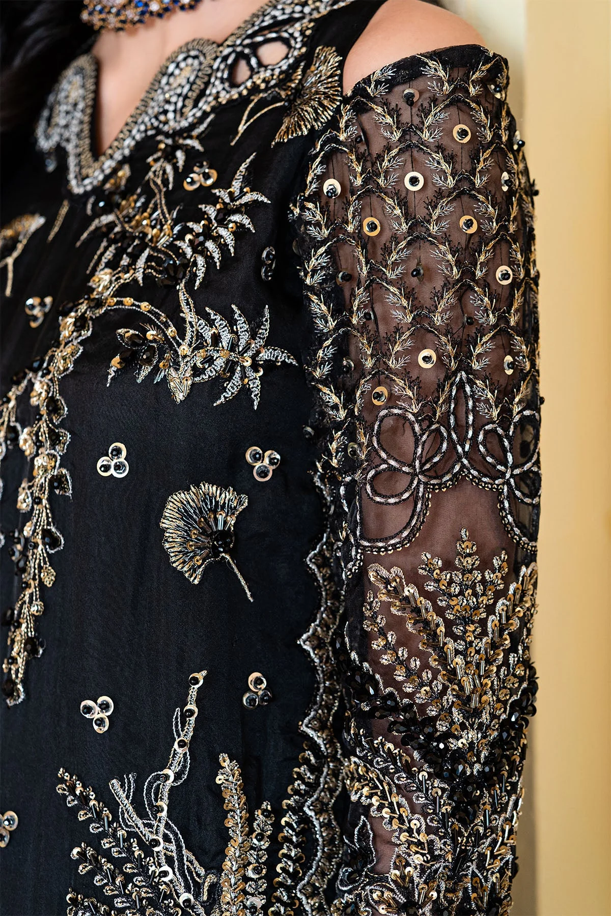 Nureh Luxe - The Royal Palace Formal Collection – ZORINA - Image 4