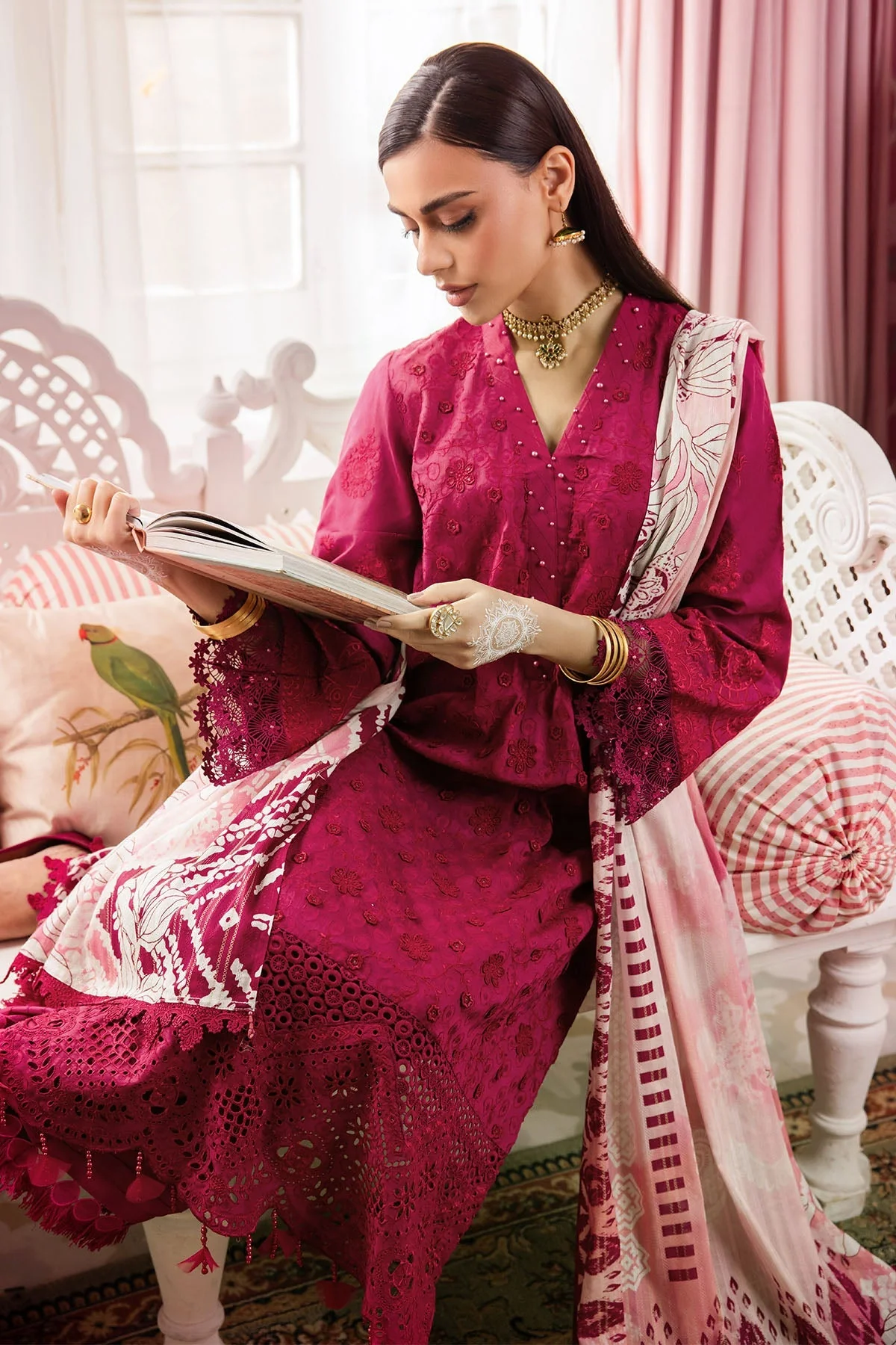 Nureh Maya Lawn Collection 2024 – NS-109 - Image 3