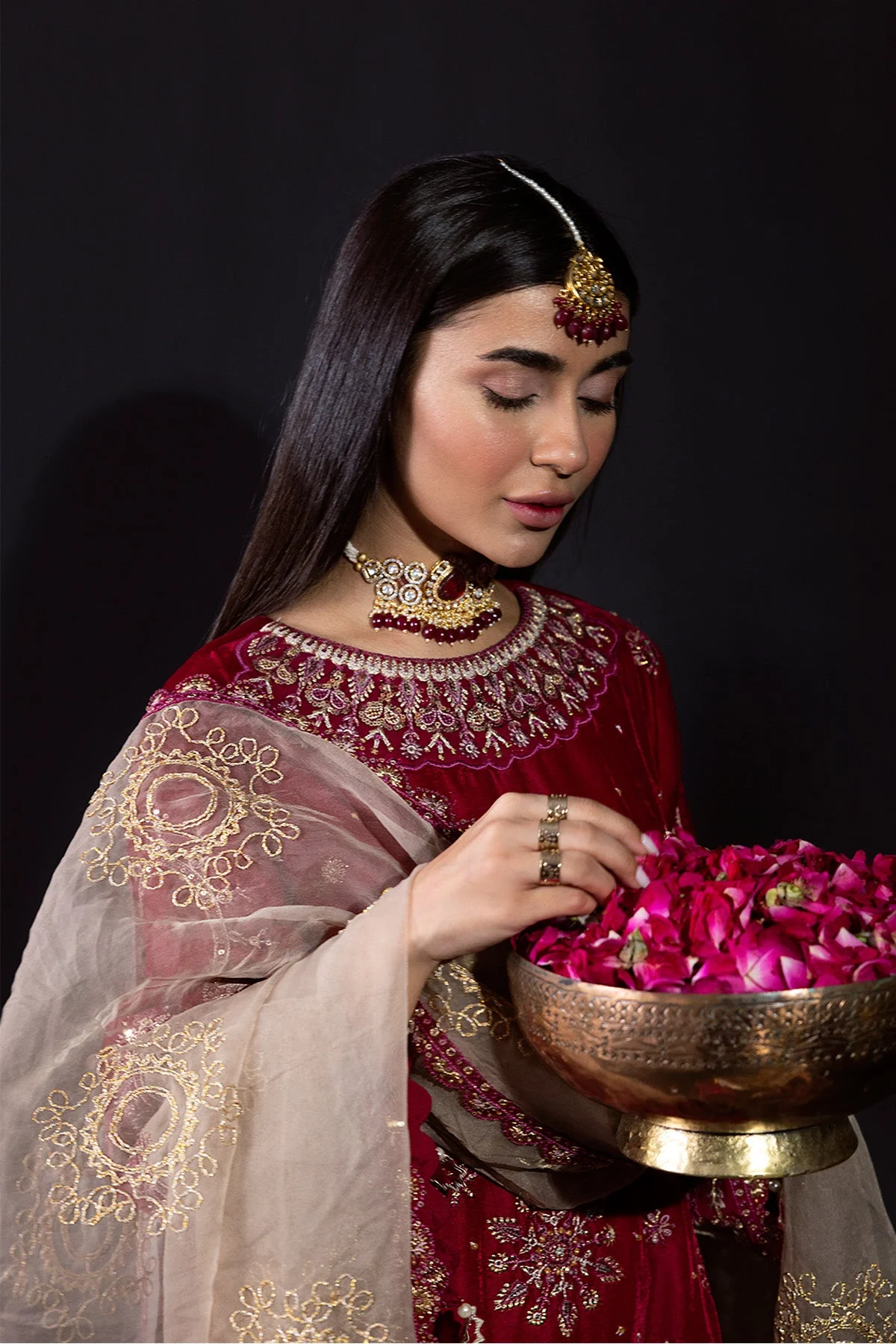 Nureh Maya Velvet Collection 2022 – SHABO - Image 3