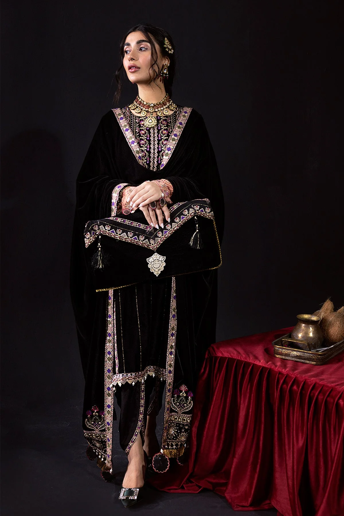 Nureh Maya Velvet Collection 2022 – SITARA - Image 3