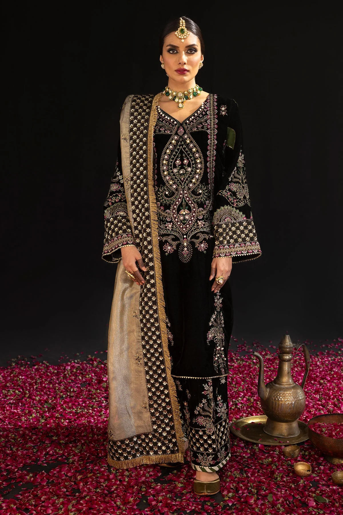 Nureh Maya Velvet Winter Collection – MORBAGH - NS-97 - Image 2