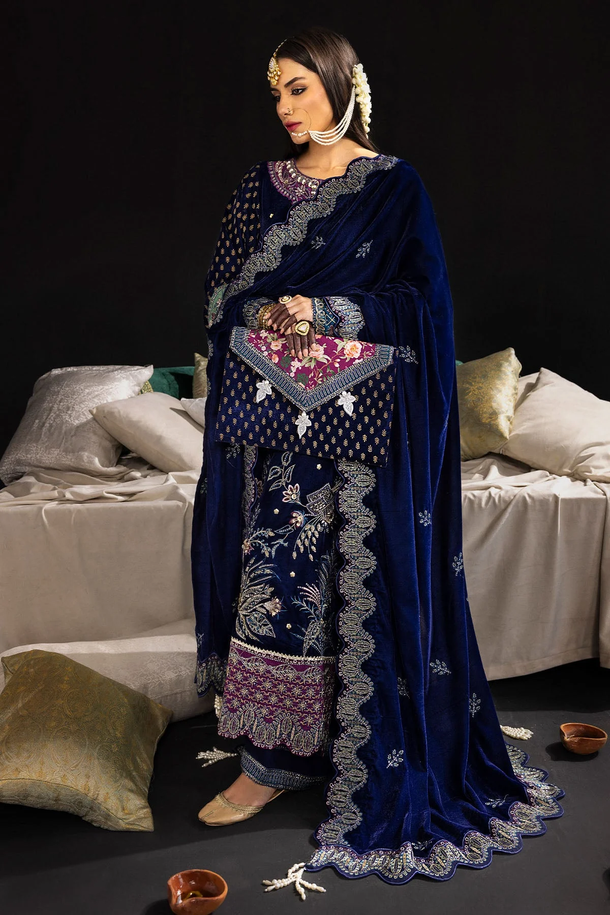 Nureh Maya Velvet Winter Collection – NOOREZA - NS-100 - Image 4