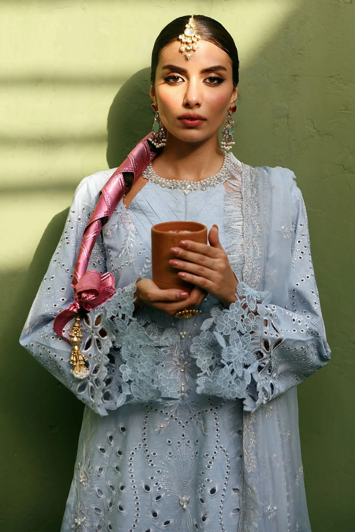 Nureh Mehmaan Nawazi Eid Lawn Collection – NDS-97 - Image 4