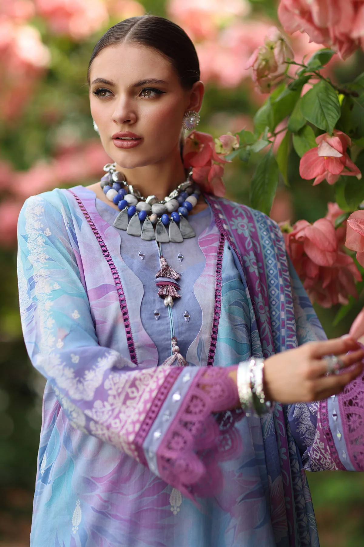 Nureh Signature Prints Lawn – SP-156 - Image 2