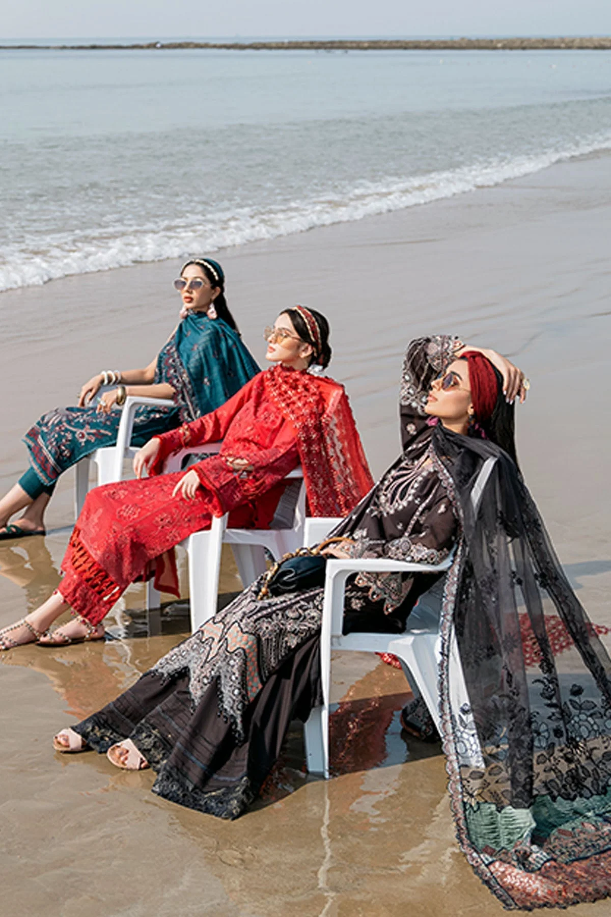 Nureh Tere Sang Swiss Lawn Collection 2023 – CHERIE - Image 7