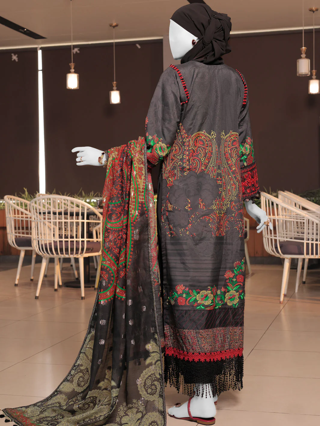 Panjnad by J. Essentials – Black Embroidered | PJ-ESSU-24-0704 - Image 3