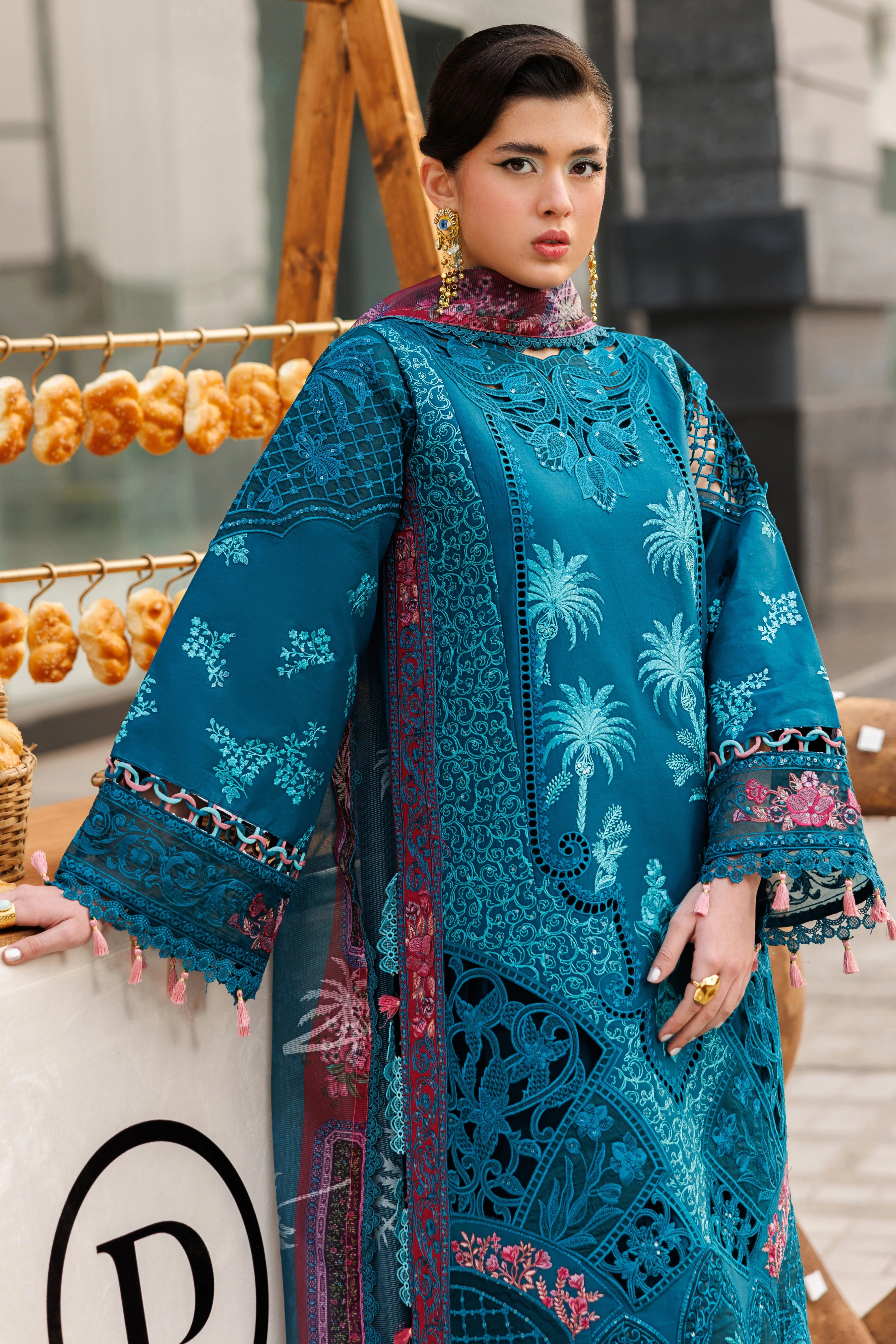 Parishay Monaco Luxury Lawn – MN-04 - Image 11