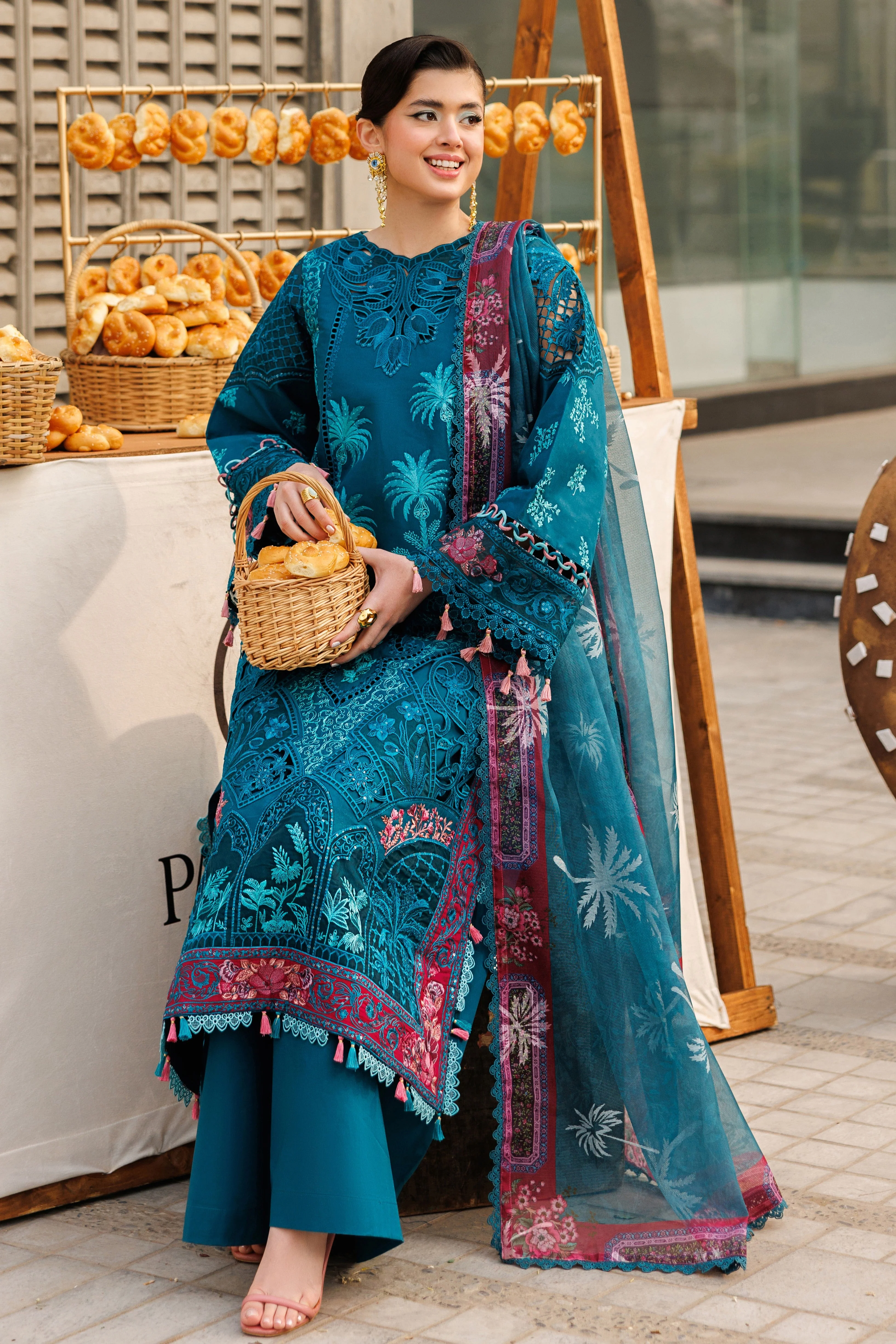 Parishay Monaco Luxury Lawn – MN-04 - Image 9