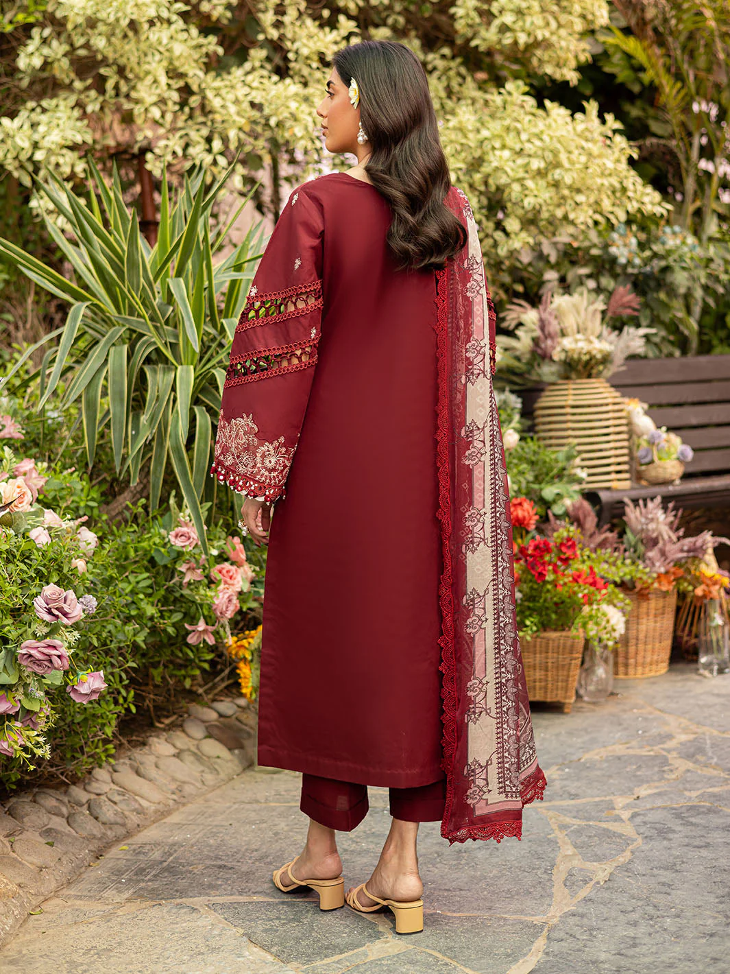 Parishay Shangrila Luxury Lawn Vol-II – SHR - 01 - Image 3
