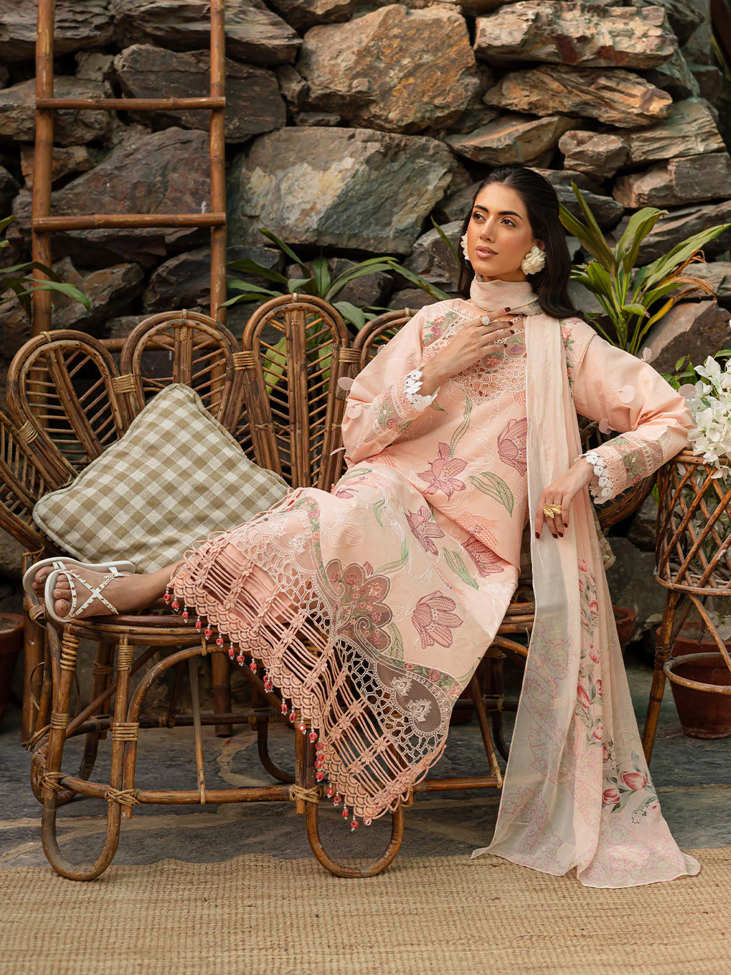 Parishay Shangrila Luxury Lawn Vol-II – SHR - 06 - Image 5