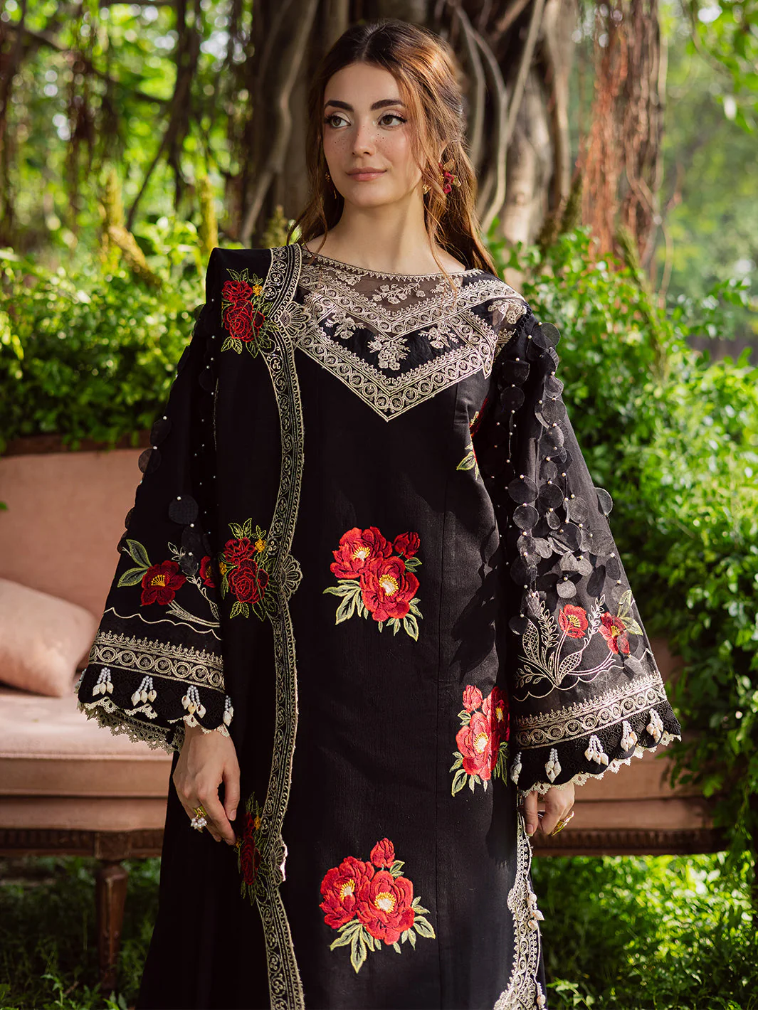 Parishay Winterwood Tales Khaddar – WW - 07 - Image 4
