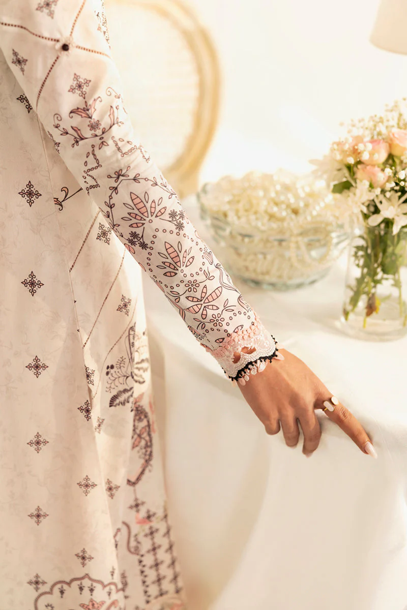 Qalamkar Lawn QPrints – PQ-09 Lyra - Image 3