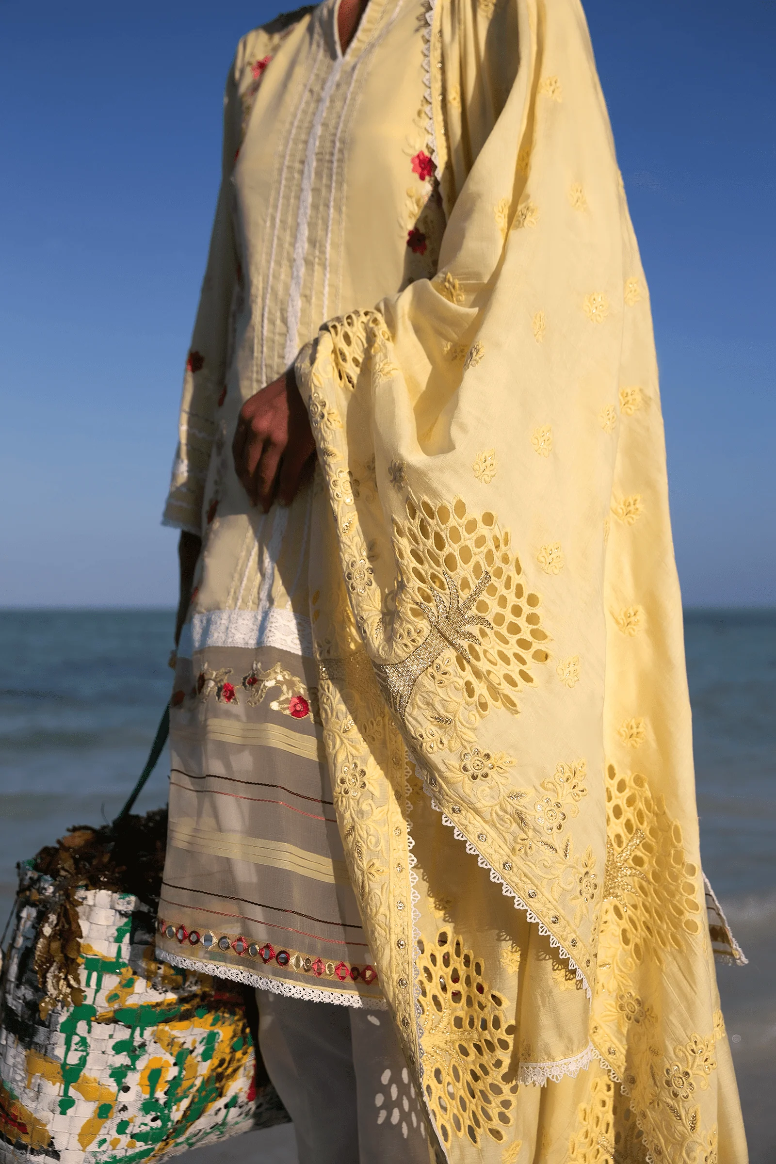 Qalamkar Luxury Lawn Collection 2020 – QLL-05 - Image 2