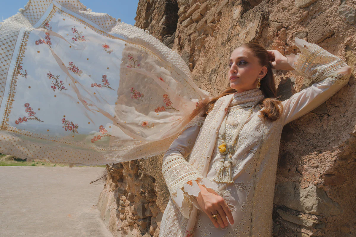 Qalamkar Luxury Lawn Eid Edit – BE-04 LAINE - Image 3